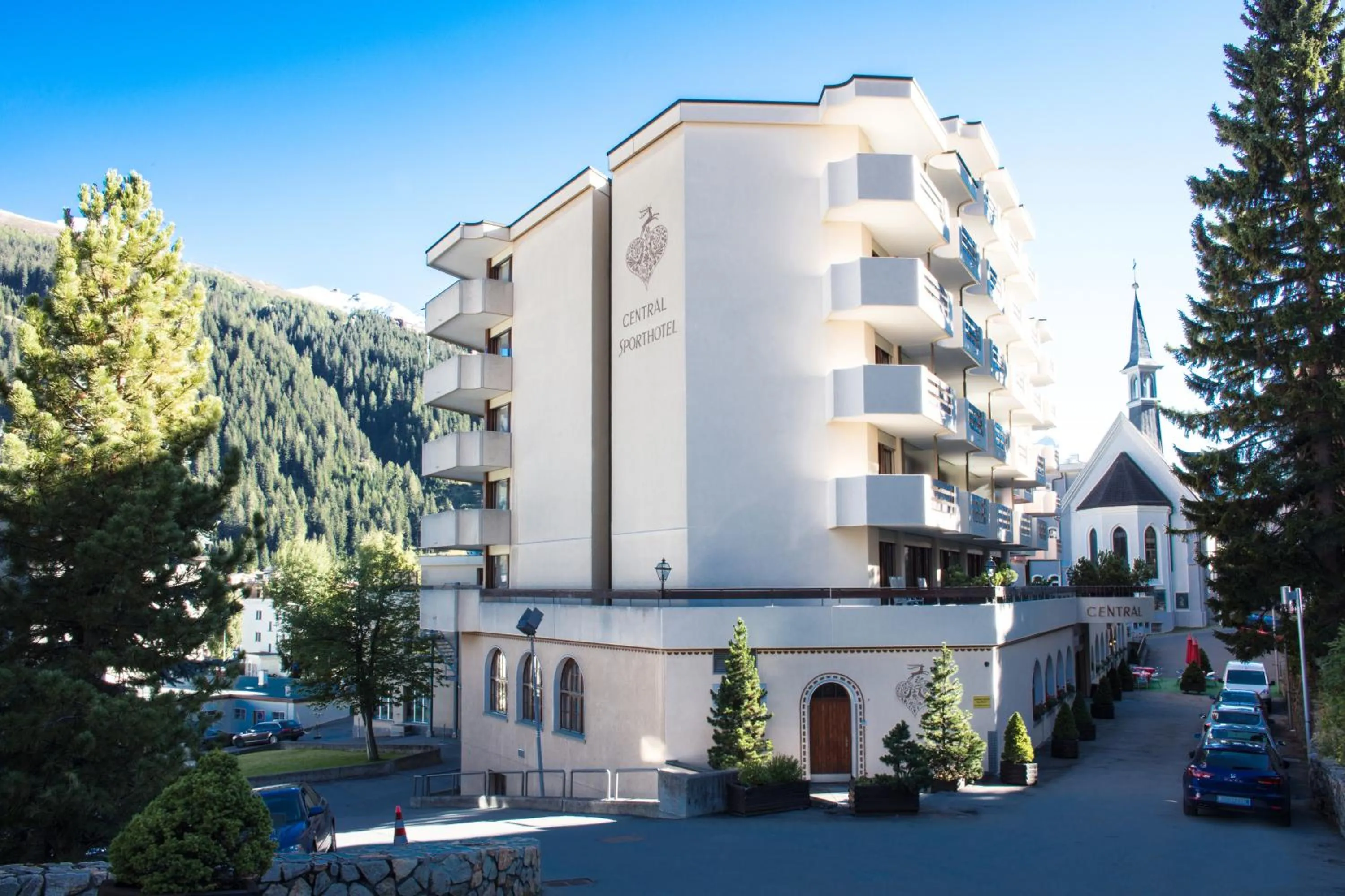 Property building in Central Sporthotel Davos