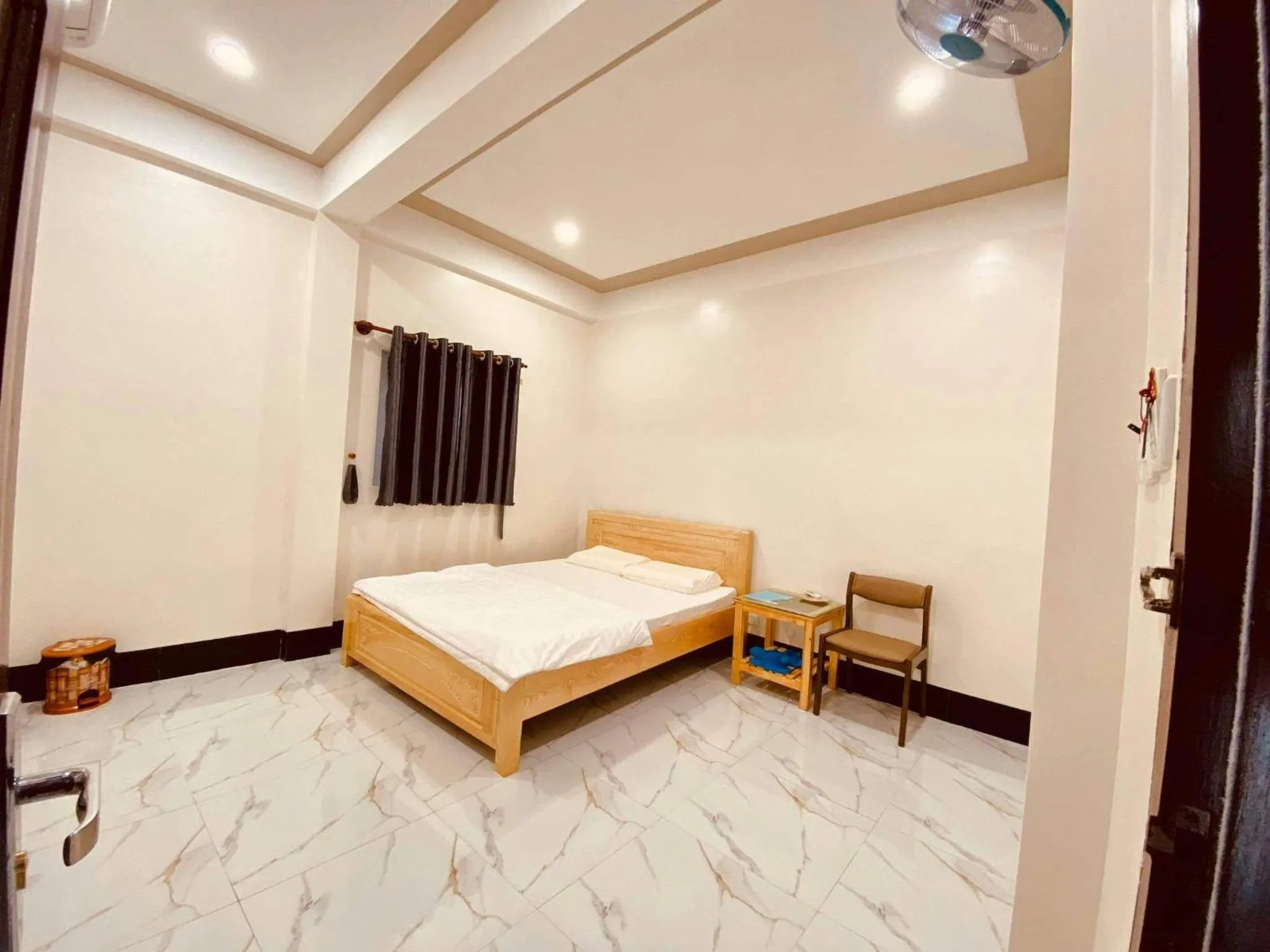 Bed in PHUONG QUYEN hotel