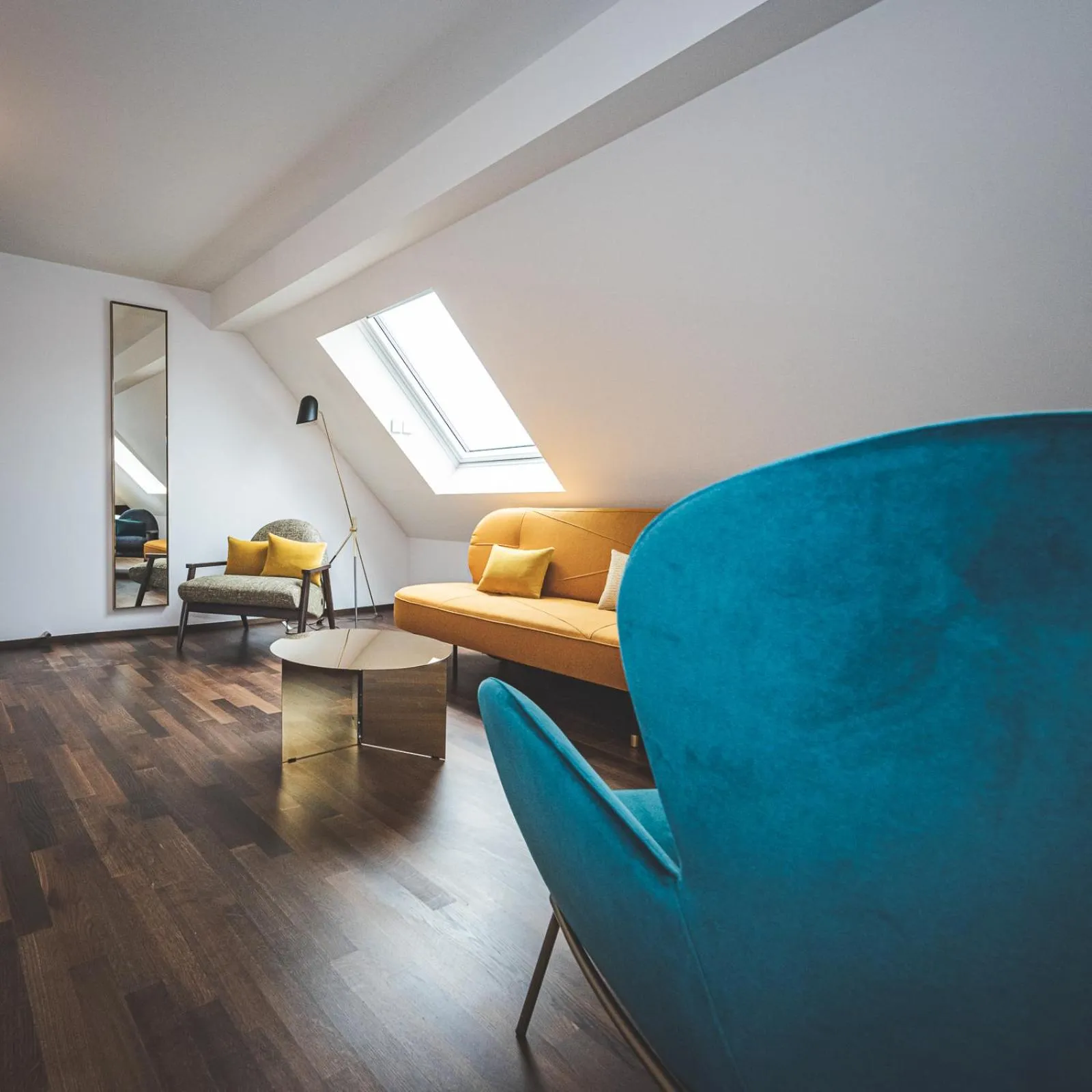 Seating area in Hotel Bernina Geneva