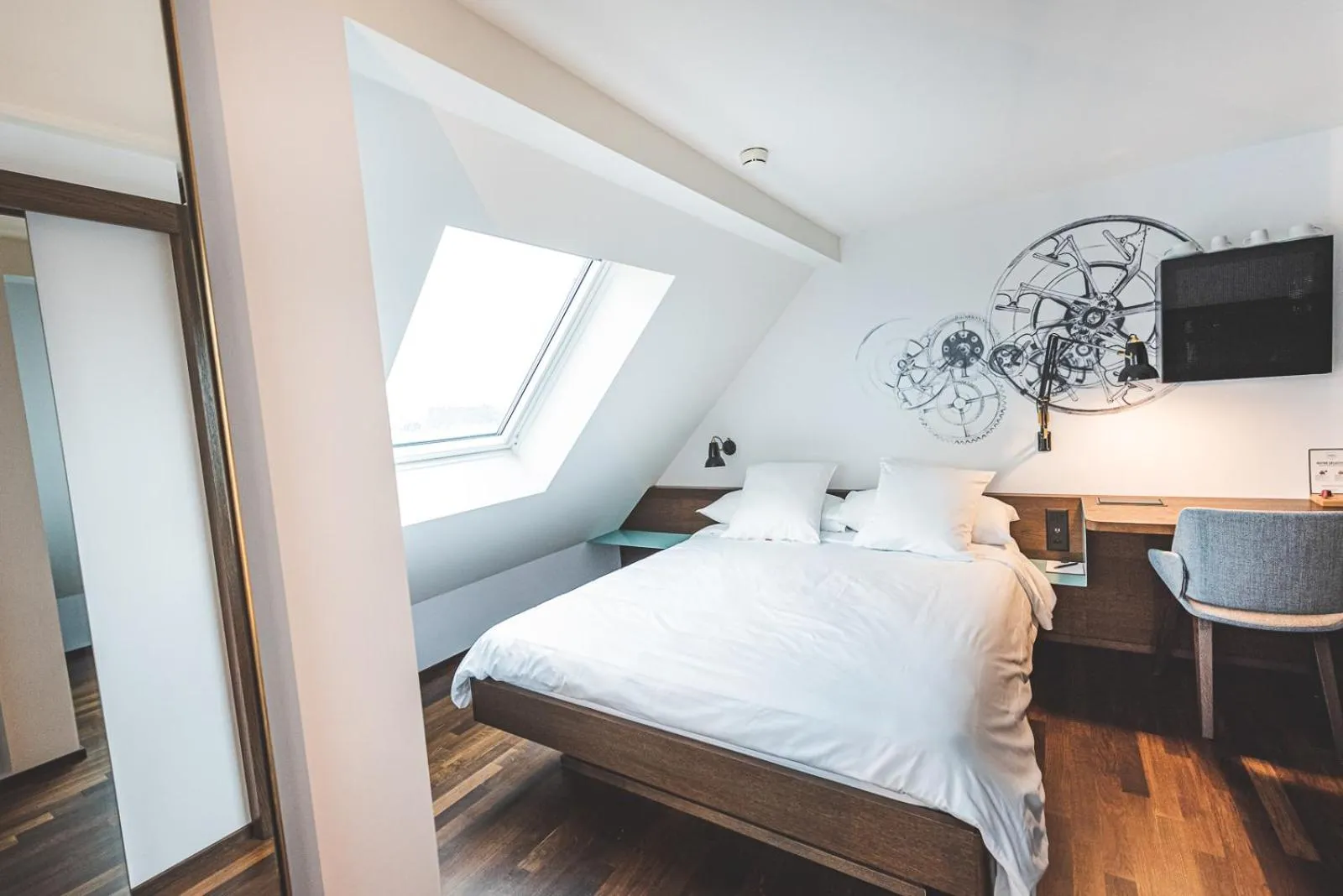 Bed in Hotel Bernina Geneva