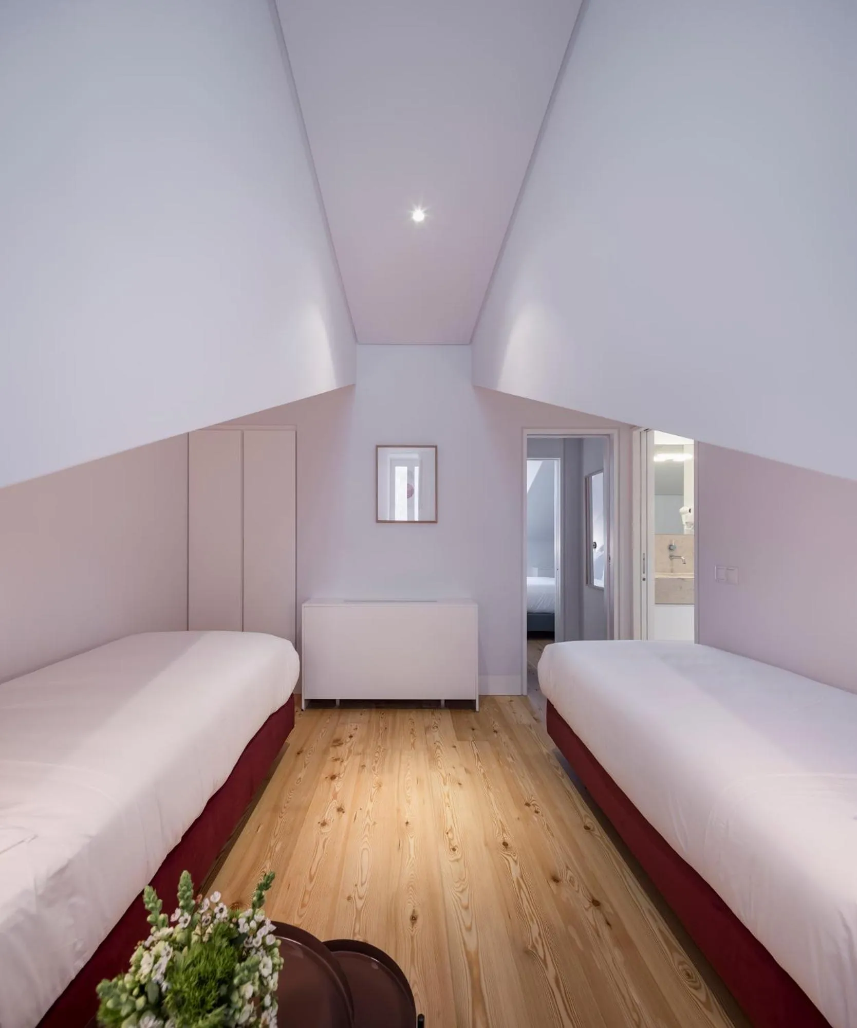 Bedroom, Bed in Lisbon Serviced Apartments - Mouraria