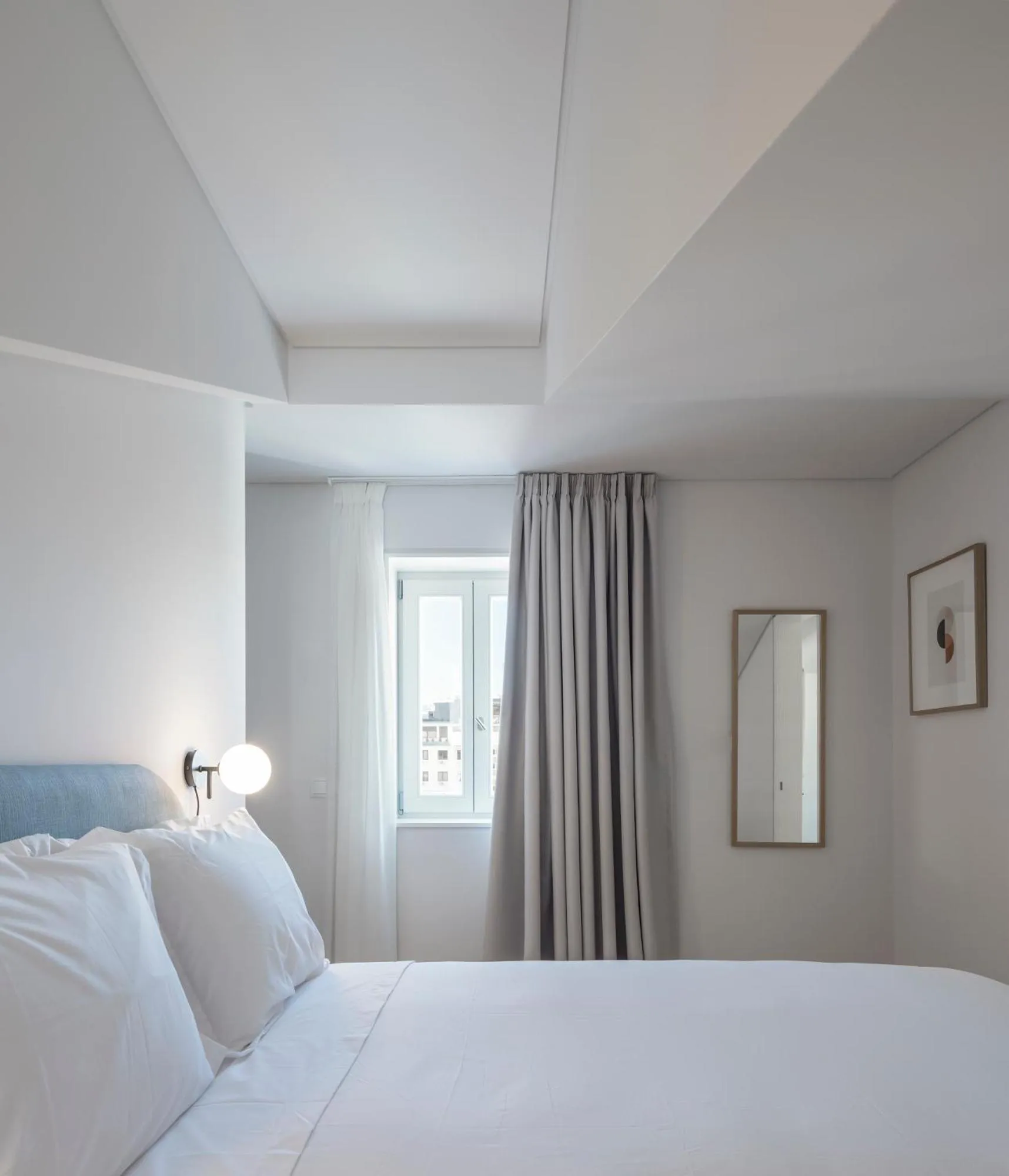 Bedroom, Bed in Lisbon Serviced Apartments - Mouraria