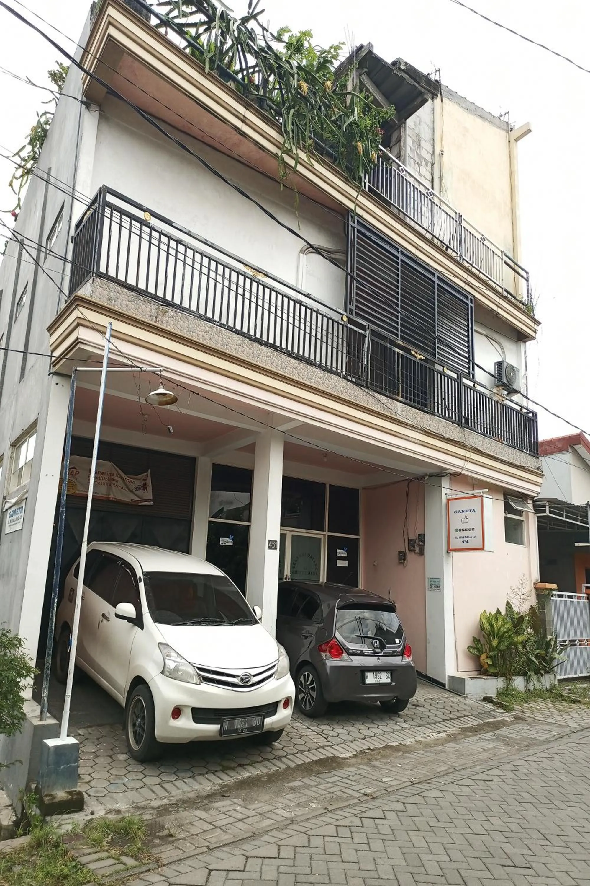 Property building in Ganeta Homestay Syariah