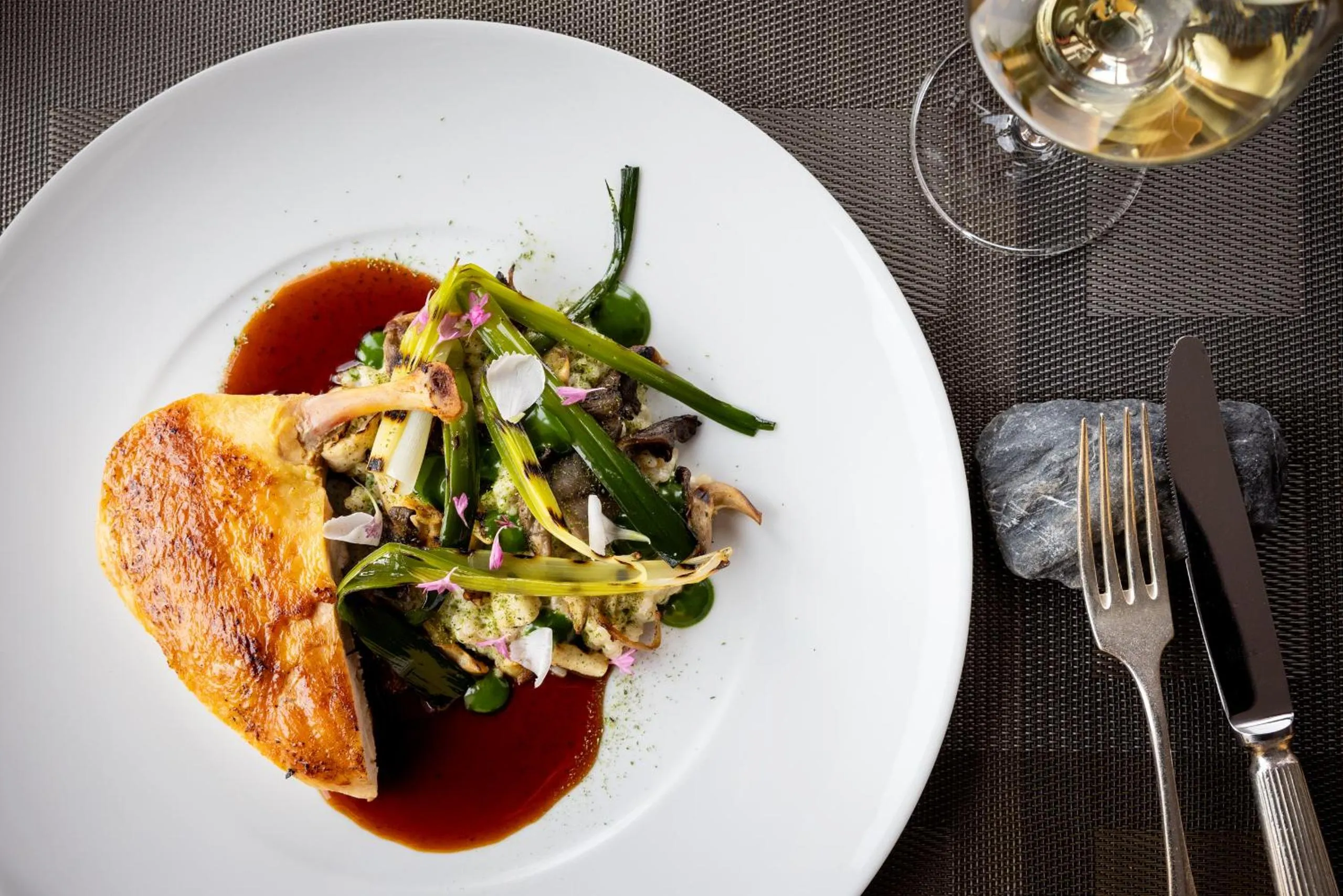 Restaurant/places to eat in Belvedere Swiss Quality Hotel