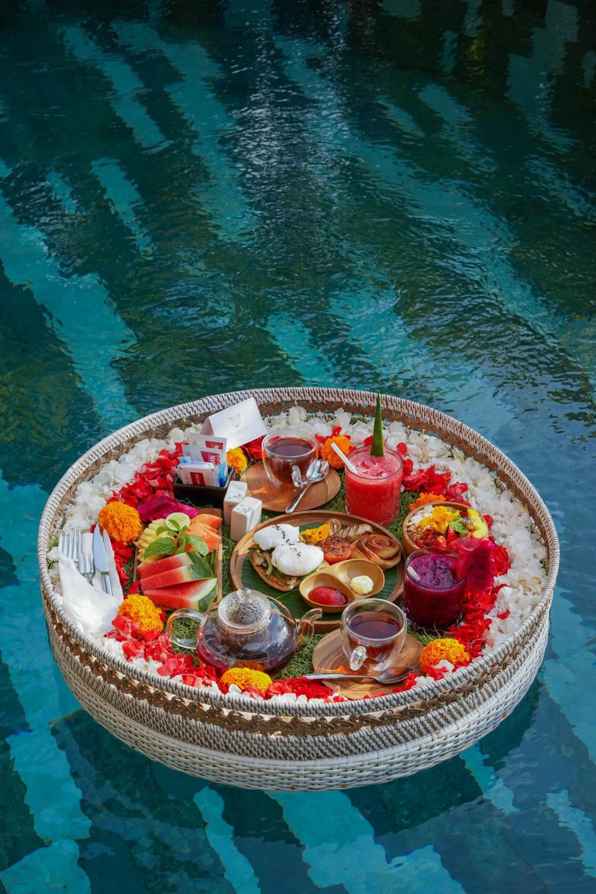 Food and drinks in Ulaman Eco Luxury Resort