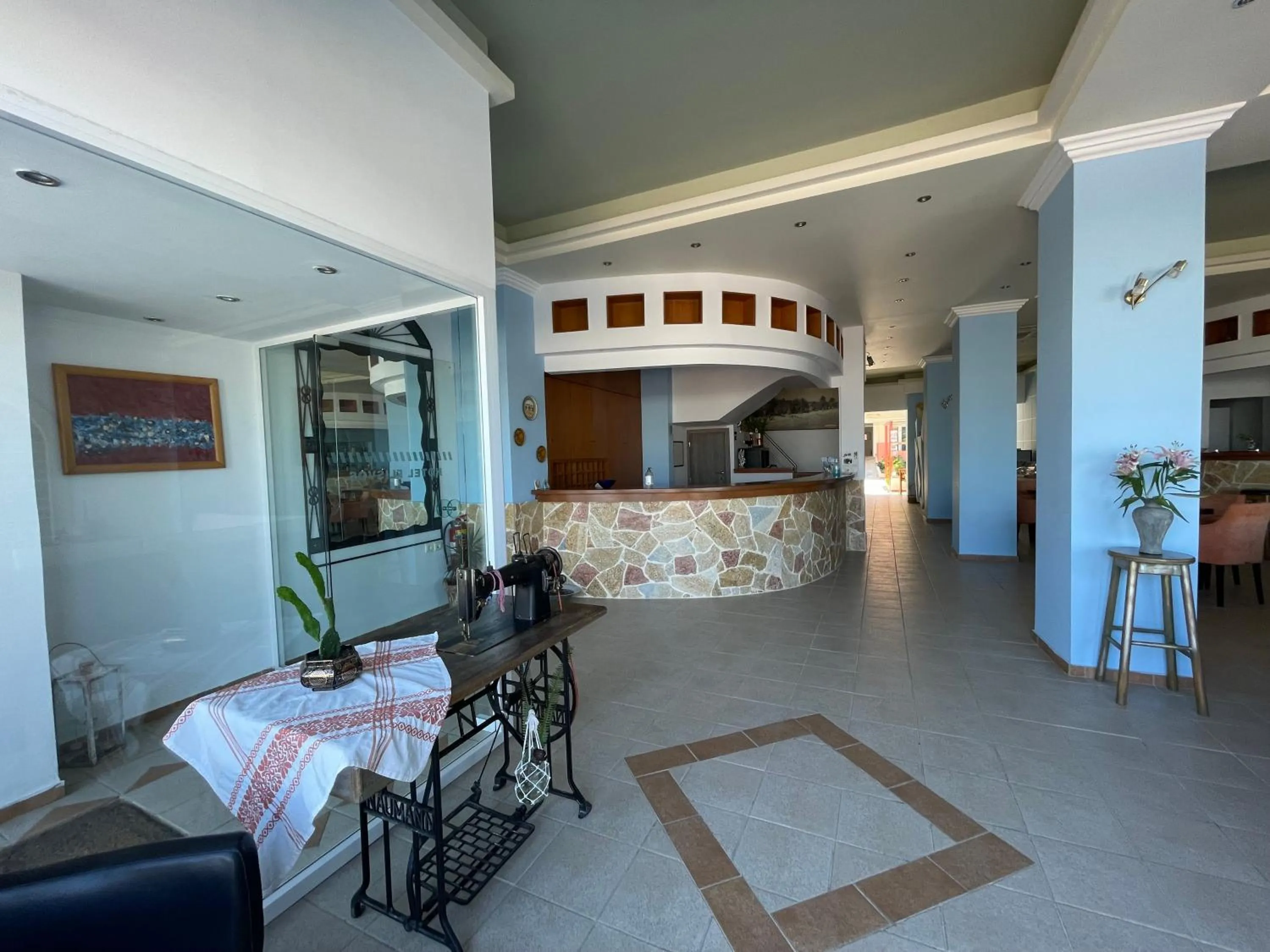 Property building in Flisvos