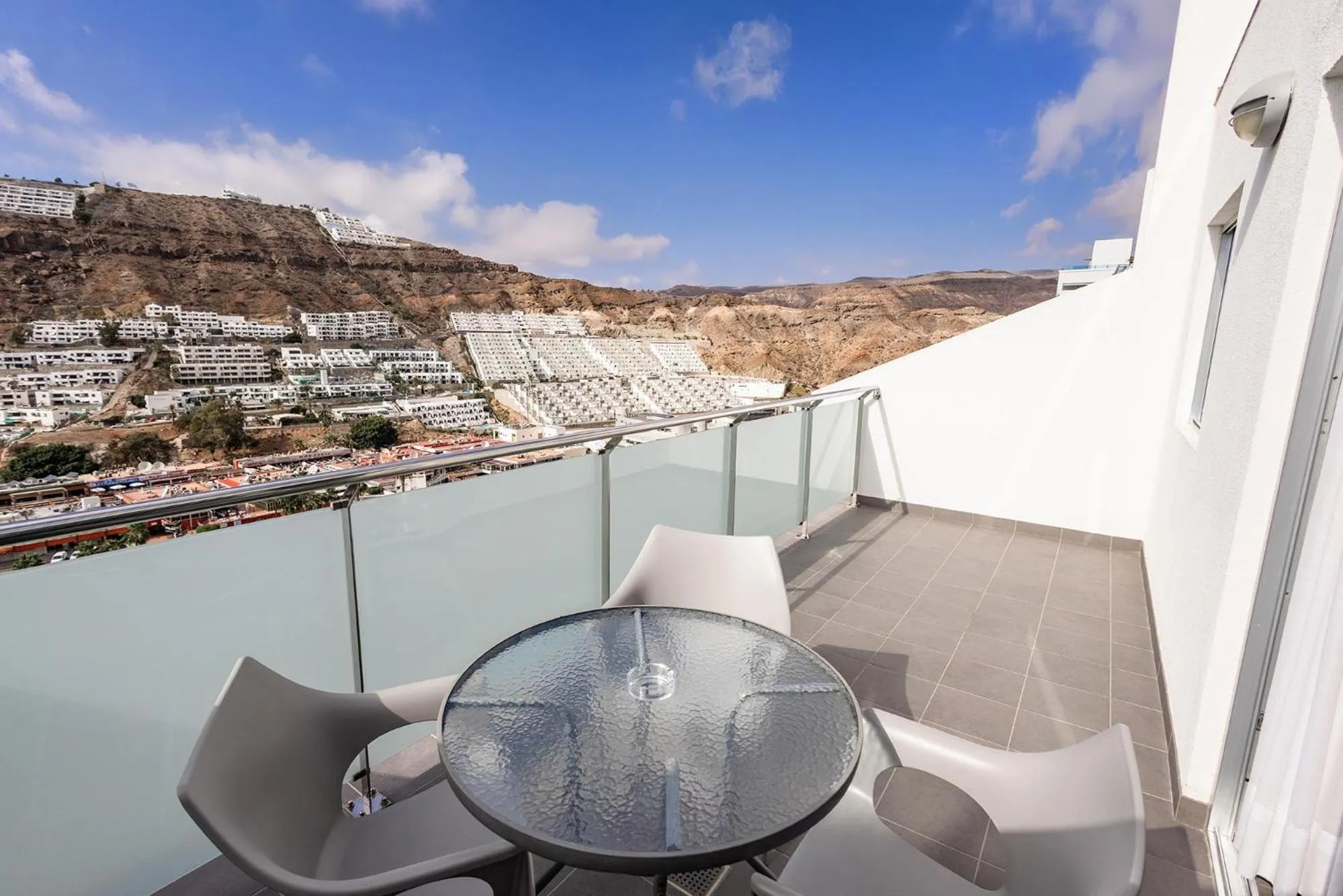 Photo of the whole room in Servatur Castillo de Sol