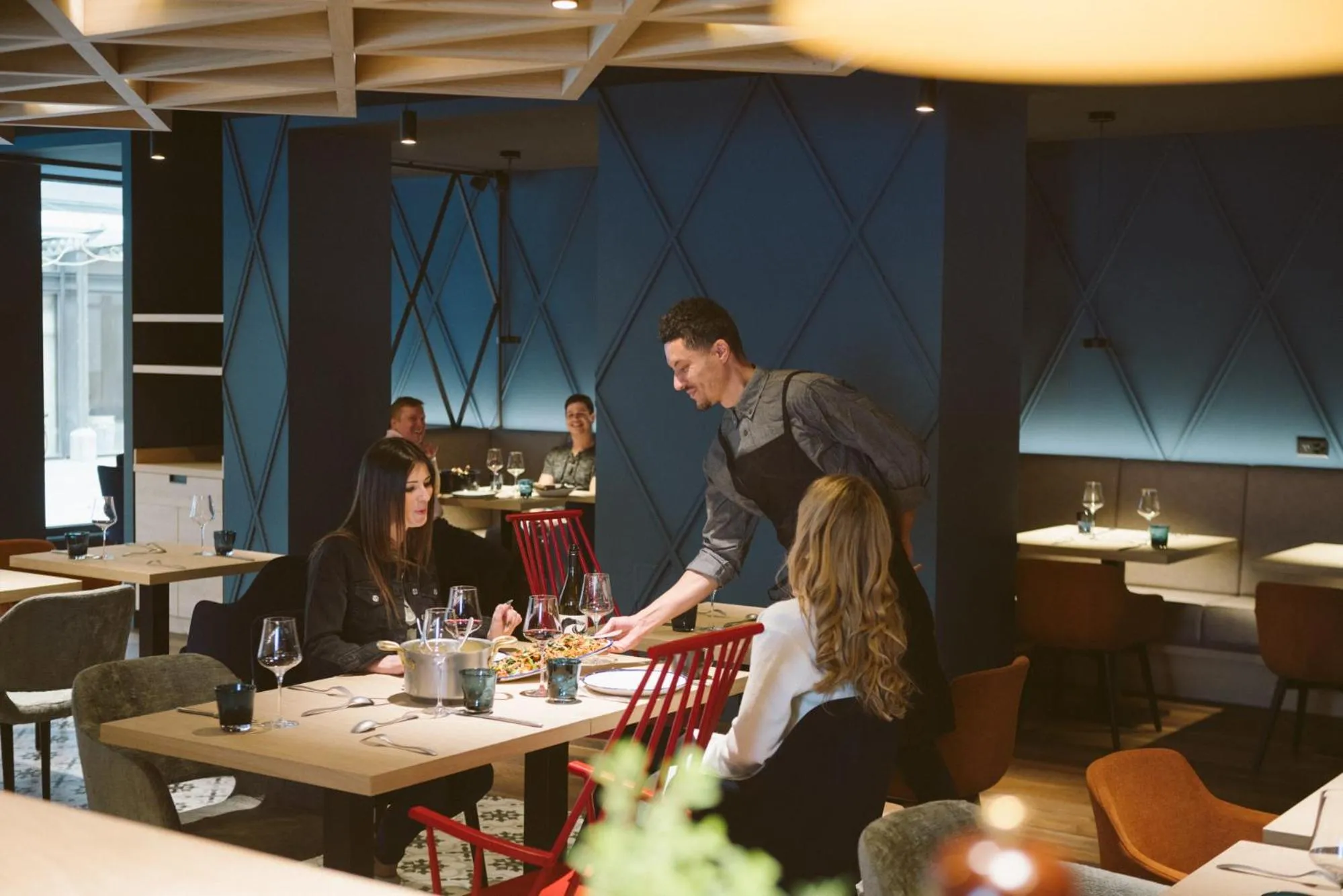 Restaurant/places to eat in The HEY HOTEL