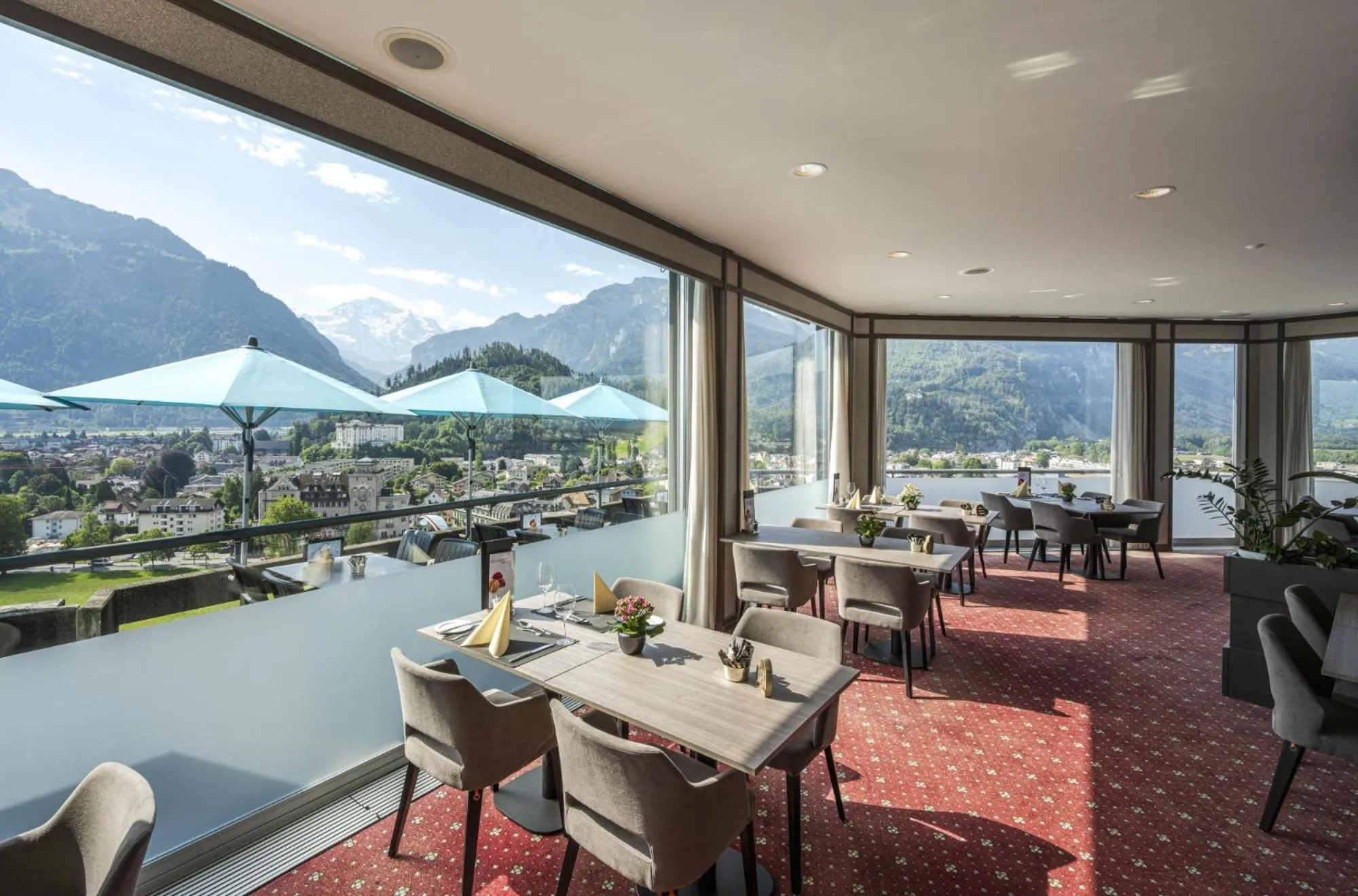 Restaurant/places to eat in Hotel Metropole Interlaken