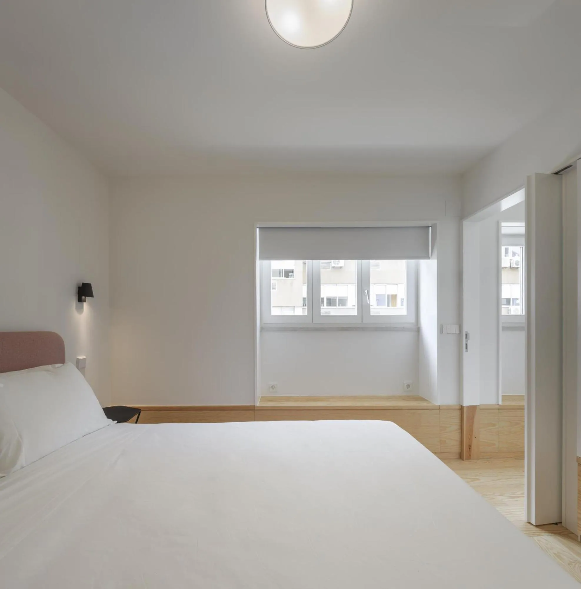Bedroom, Bed in Lisbon Serviced Apartments - Principe Real