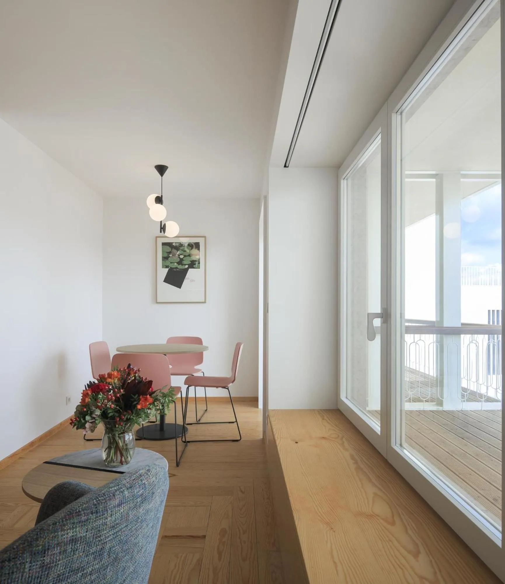 Dining area in Lisbon Serviced Apartments - Principe Real