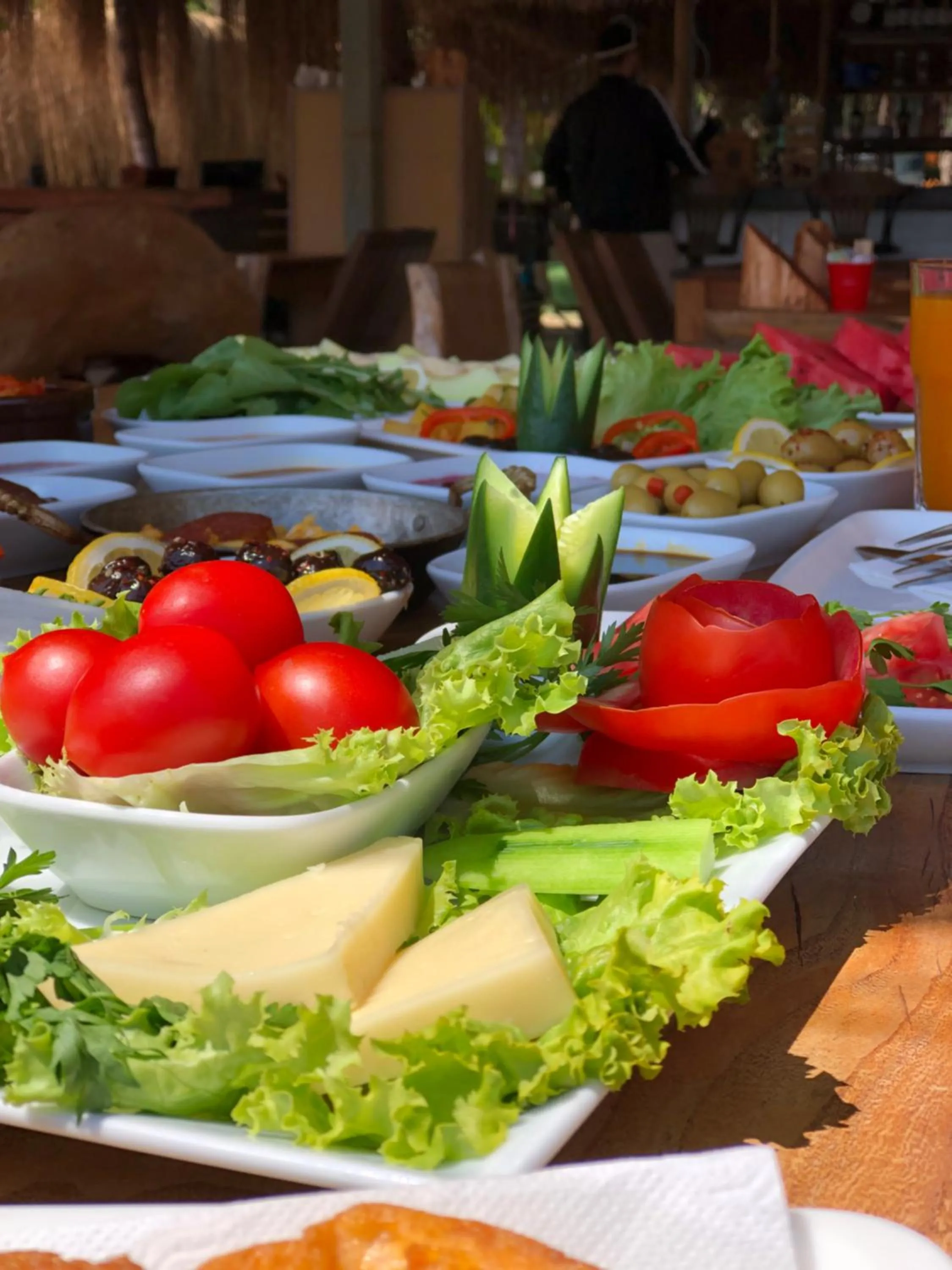 Food and drinks in Green Pine Bungalows & Beach Luxury Concept