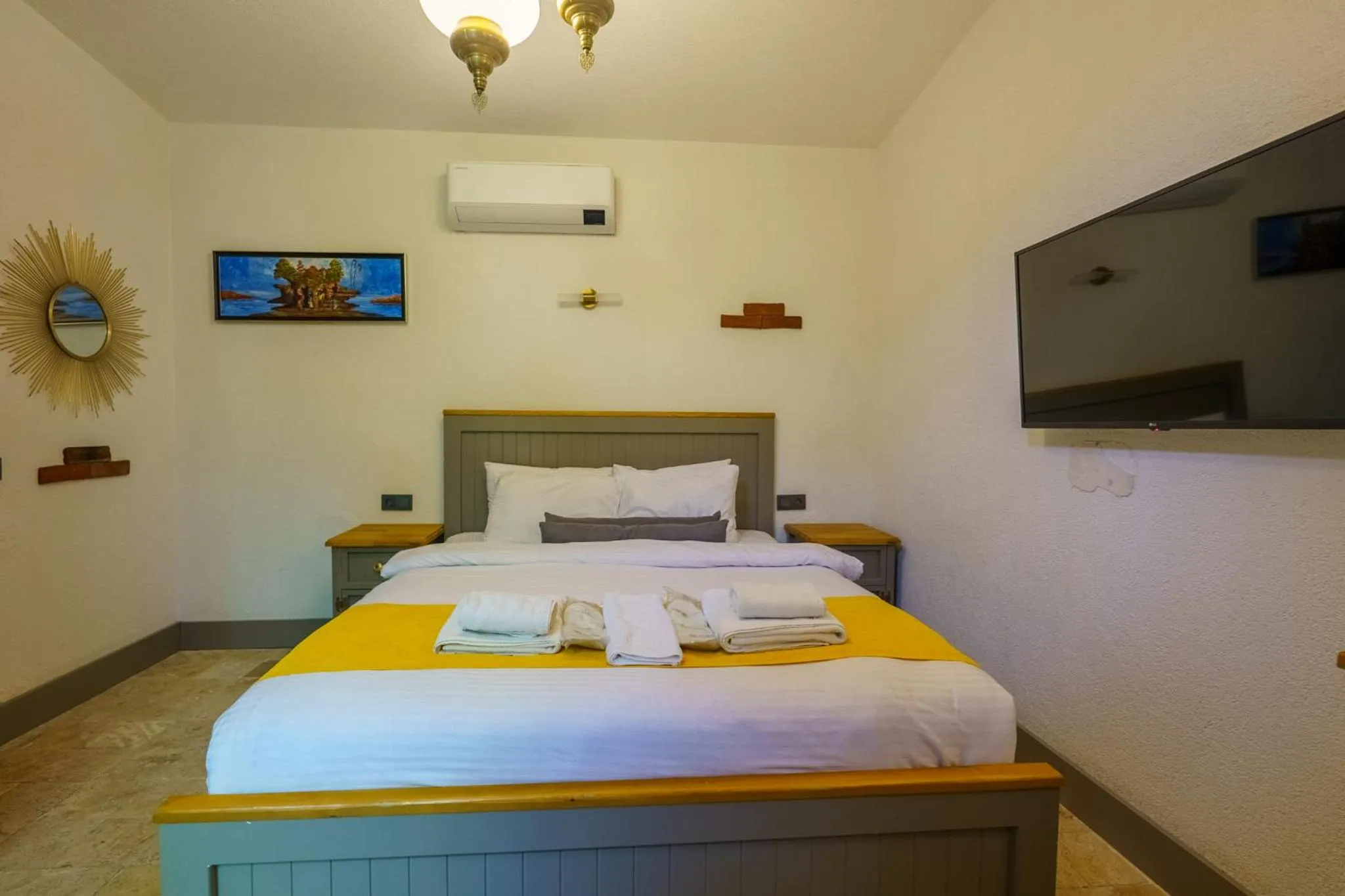 Bed in Alaçatı Aura Plus