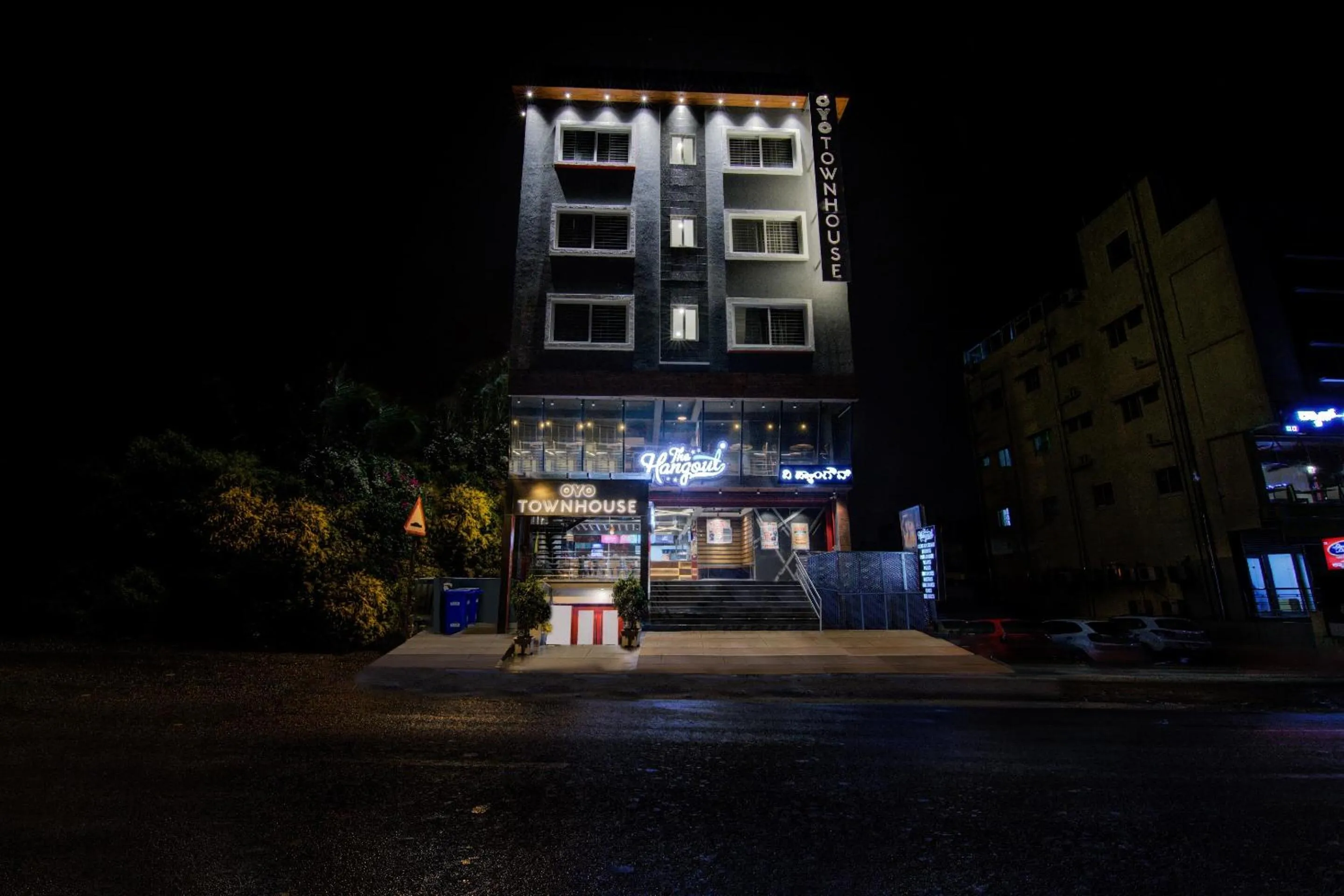 Facade/entrance in Super Townhouse Global Village Tech Park Near Kengeri Bus Terminal Metro Station