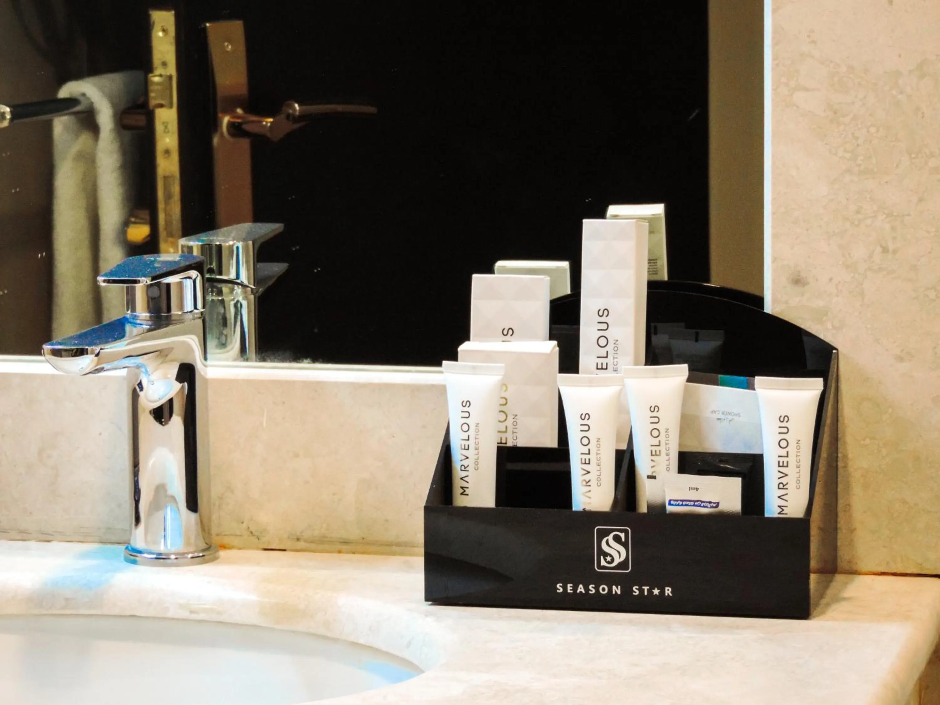 Shower in Season Star Hotel Madinah