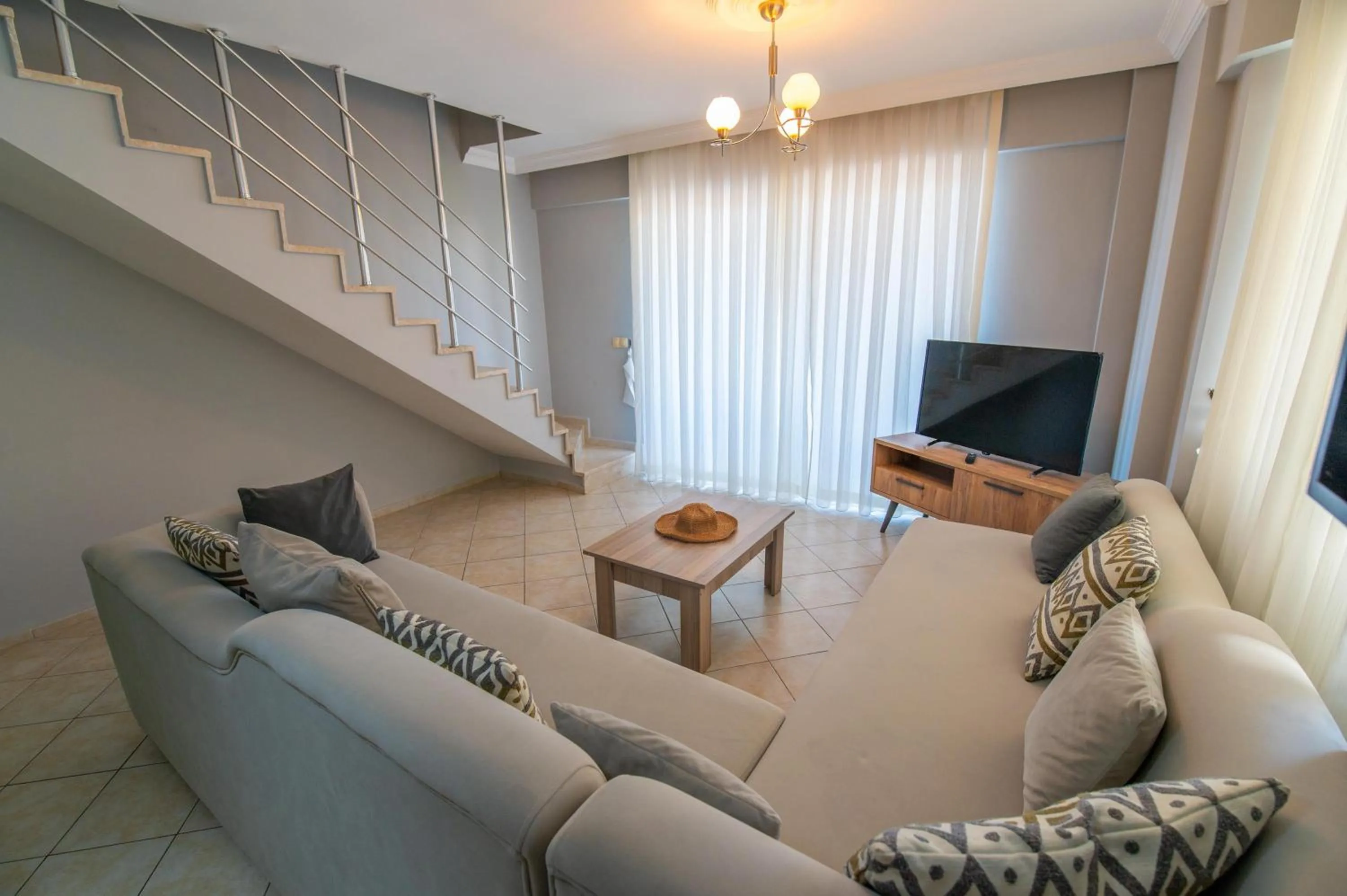 TV and multimedia in Sunset Beach Resort Aqua Lettings