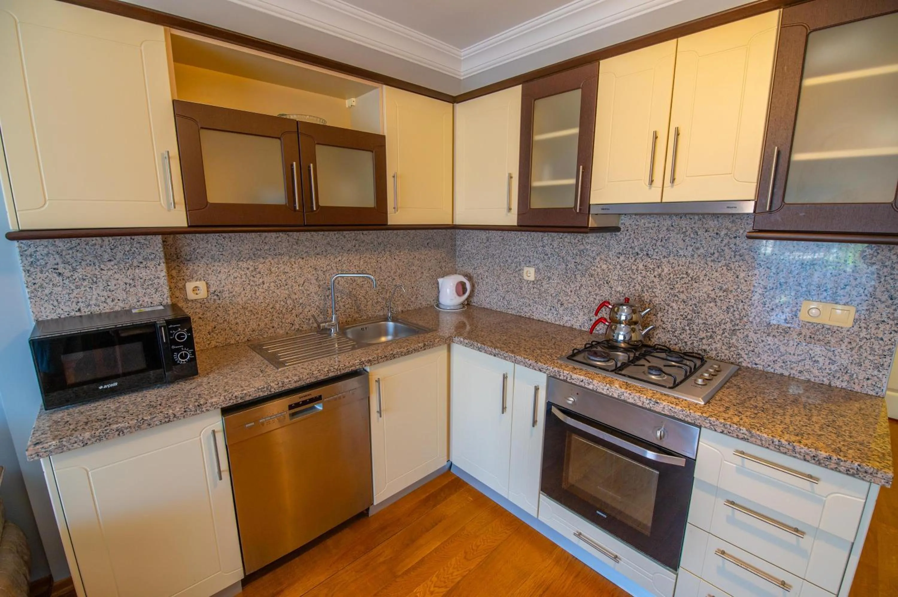 Kitchen or kitchenette in Sunset Beach Resort Aqua Lettings