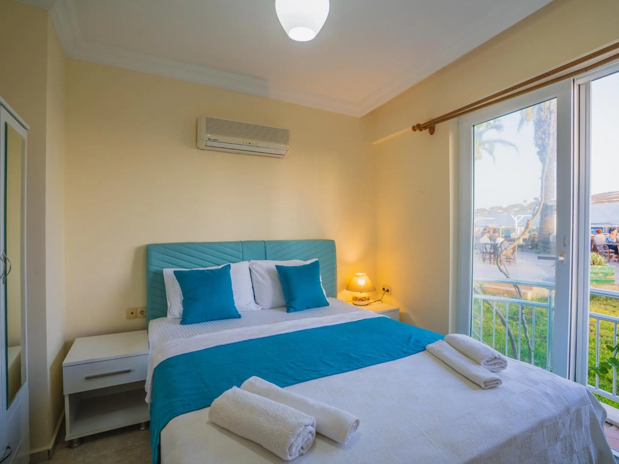 Photo of the whole room, Bed in Sunset Beach Resort Aqua Lettings