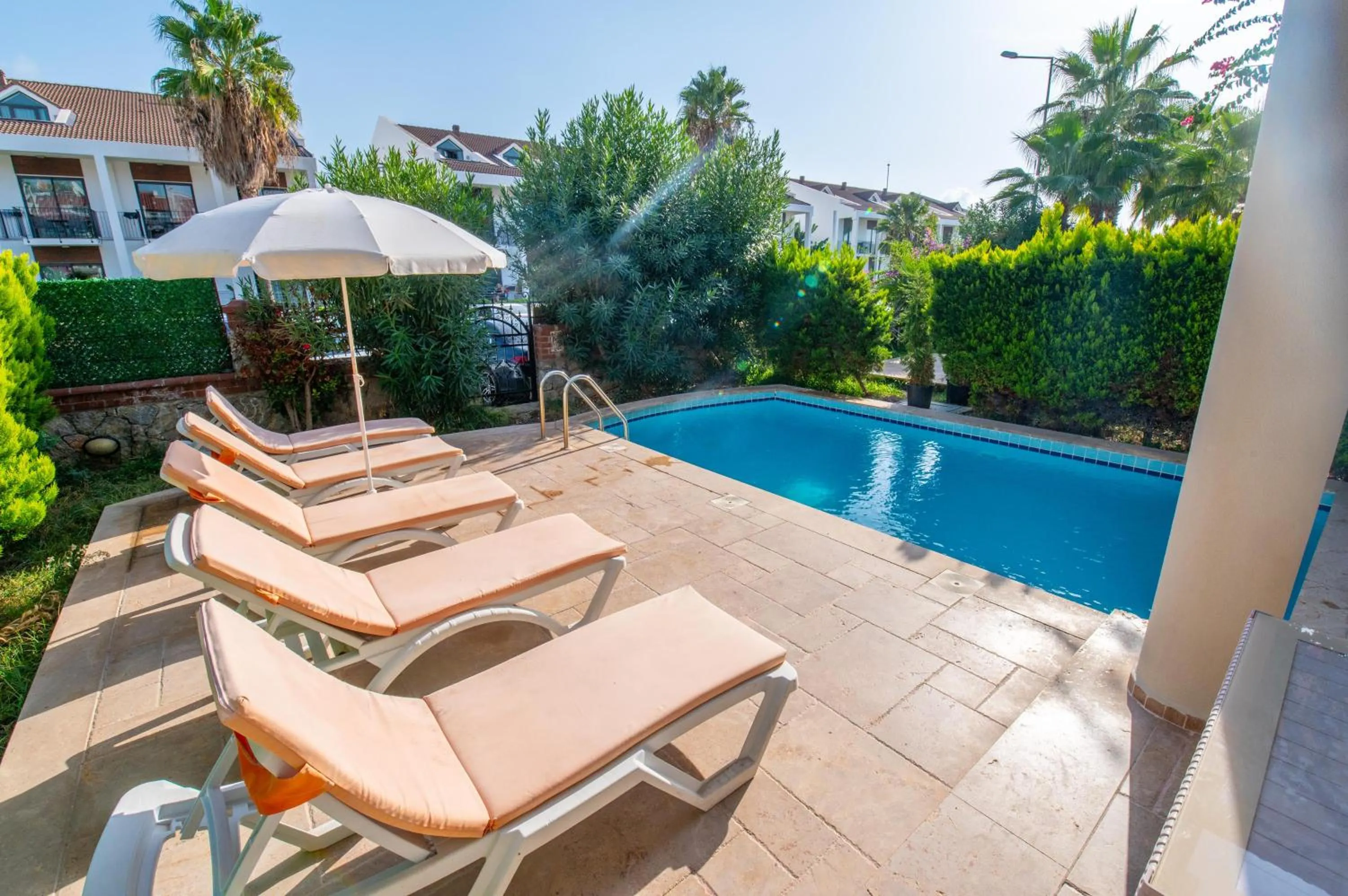 Property building in Sunset Beach Resort Aqua Lettings