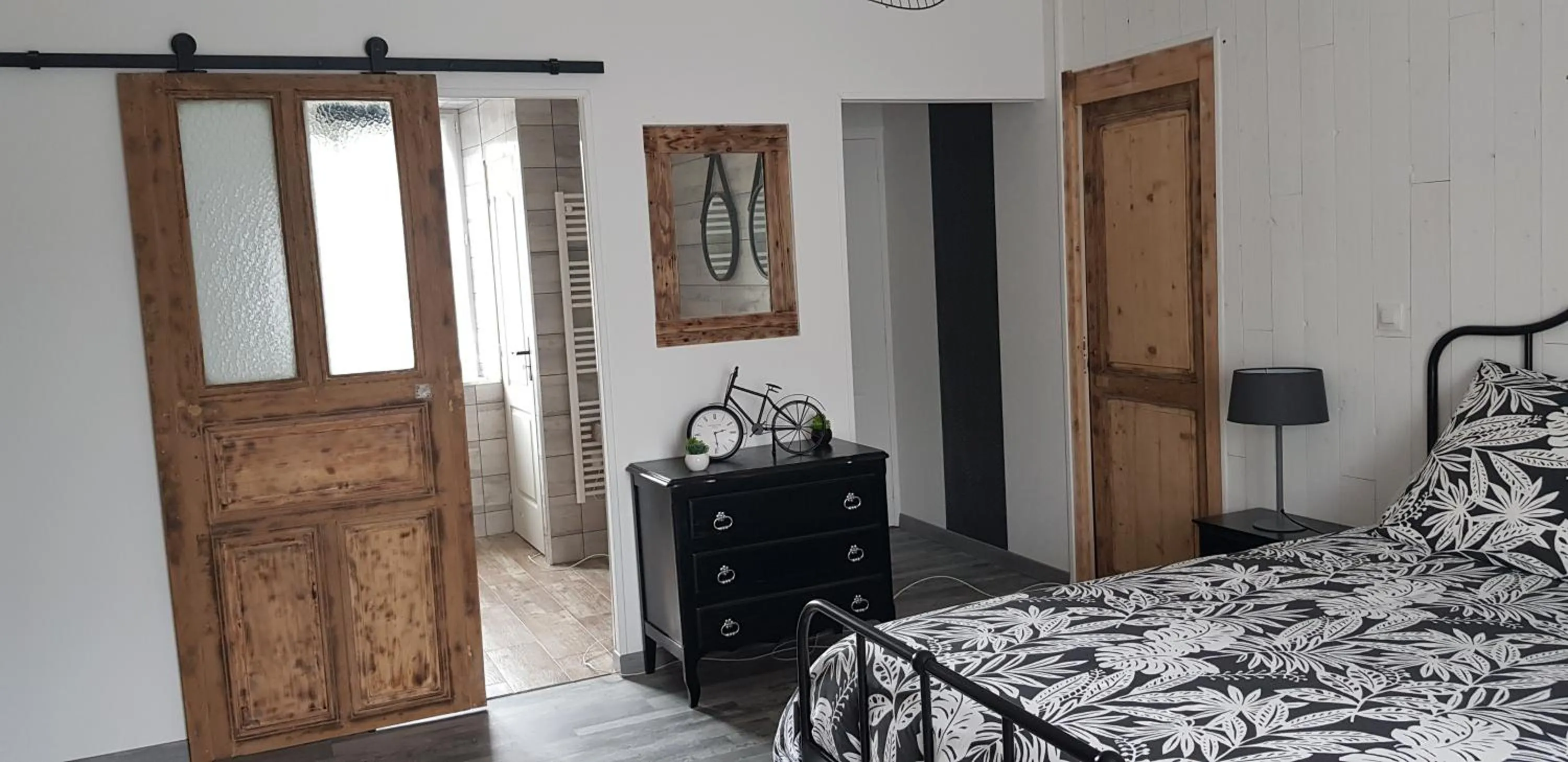 Bedroom, Bed in La Maison Josnes de Mady