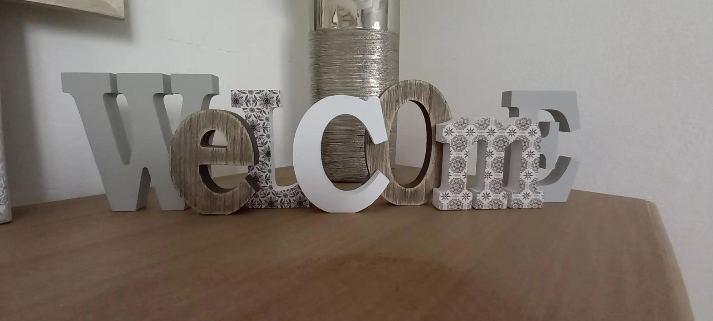 Logo/Certificate/Sign in La Maison Josnes de Mady