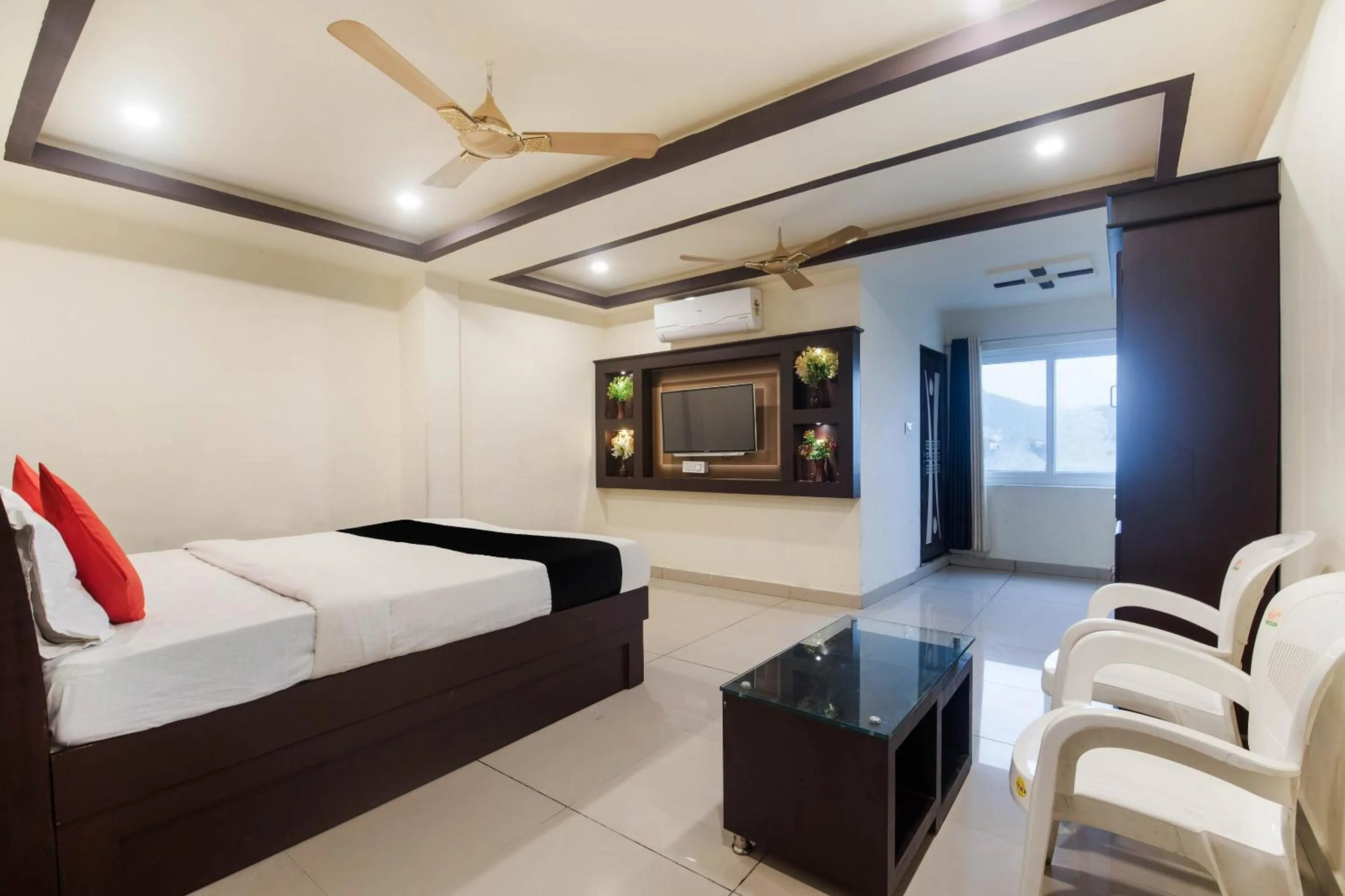 Bedroom, Bed in Capital O Alfa