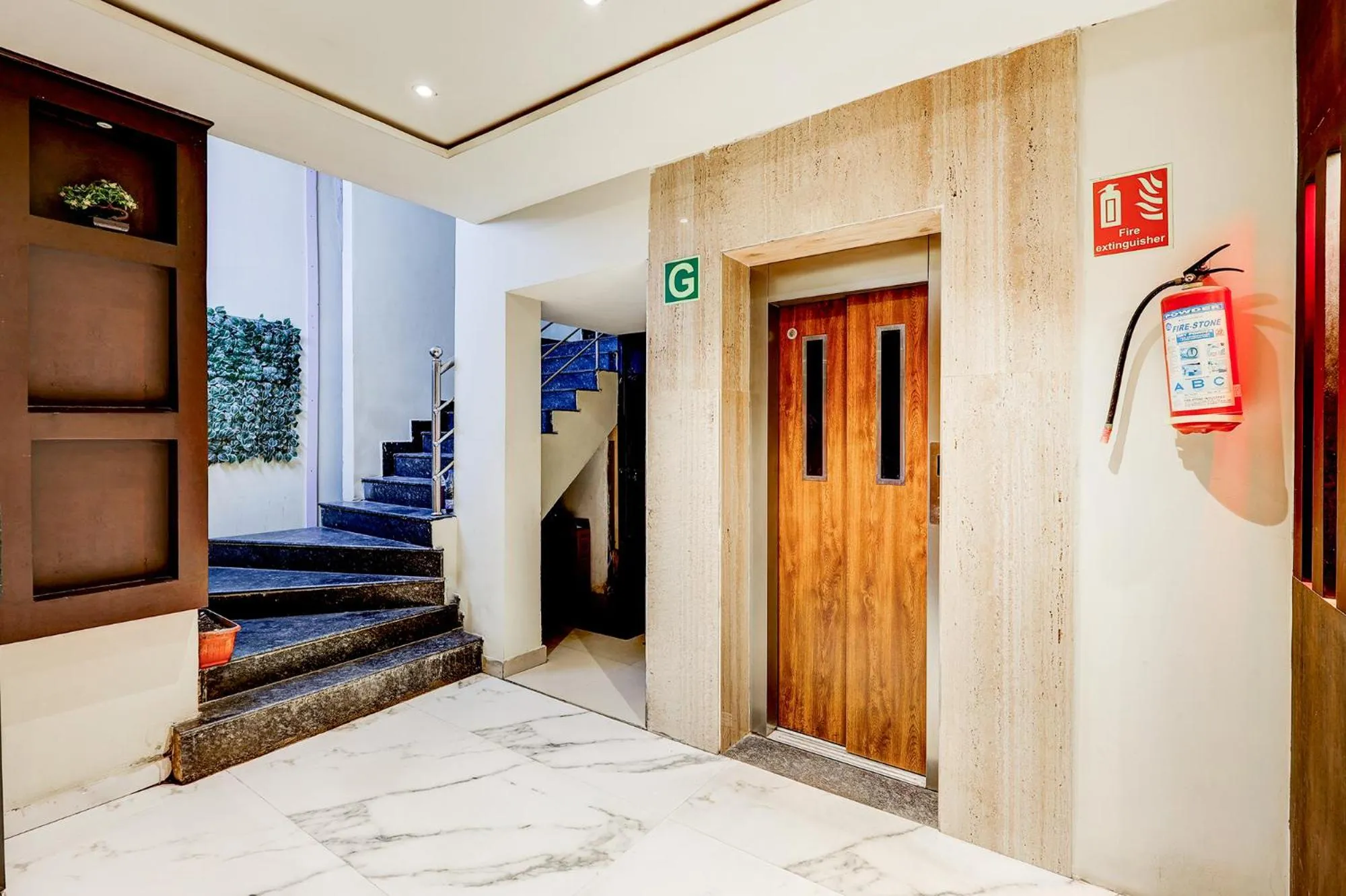 elevator, Bed in FabHotel Alfa