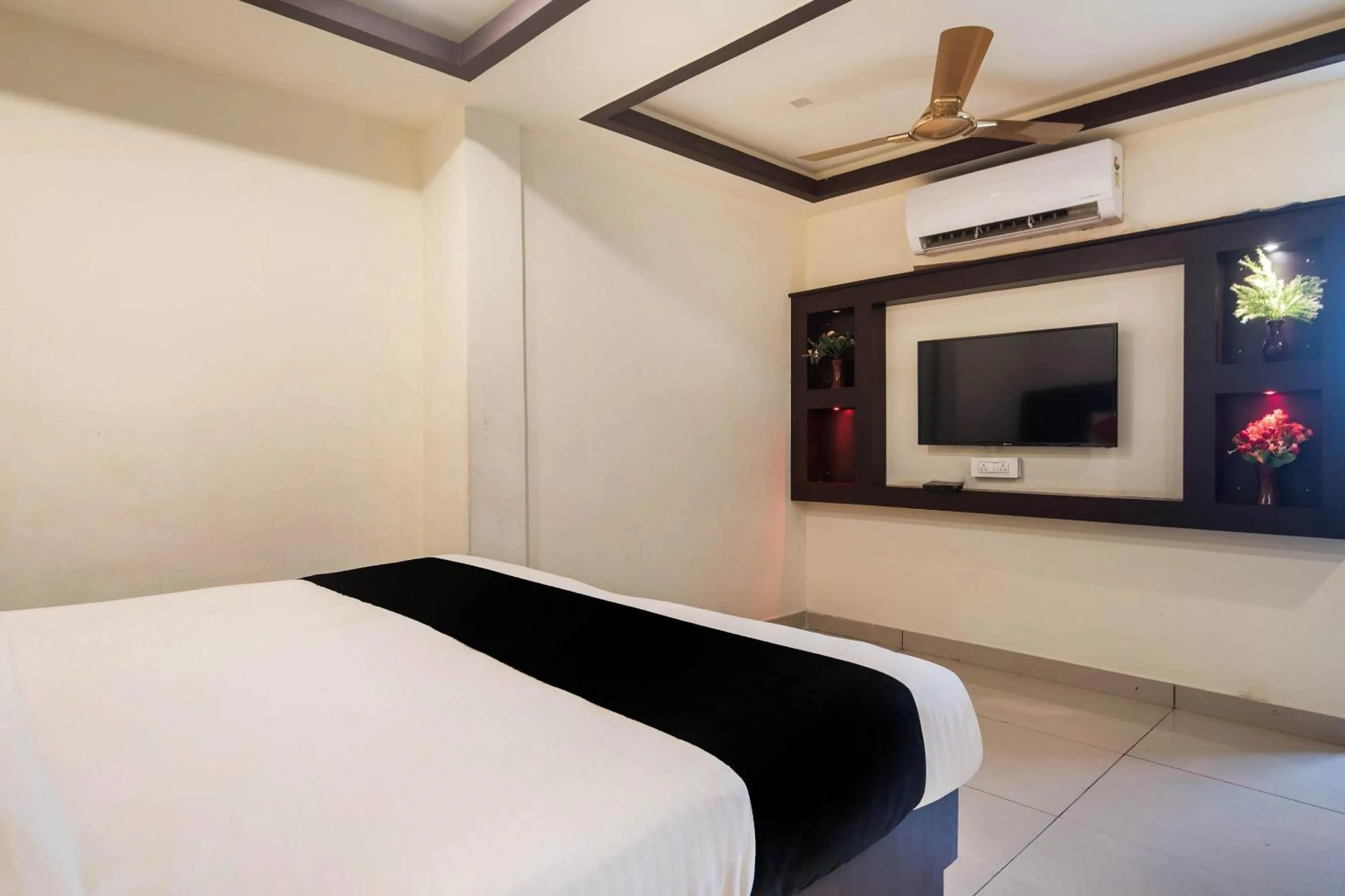 Bedroom, Bed in Capital O Alfa