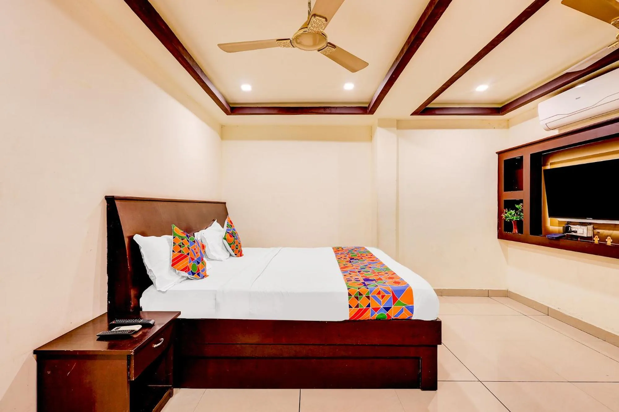 Bed in FabHotel Alfa