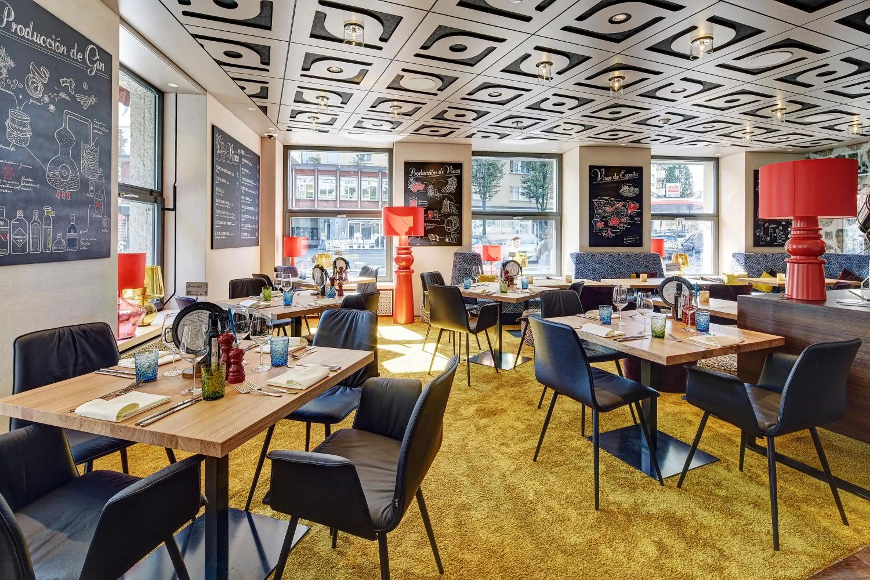 Restaurant/places to eat in Cascada Boutique Hotel