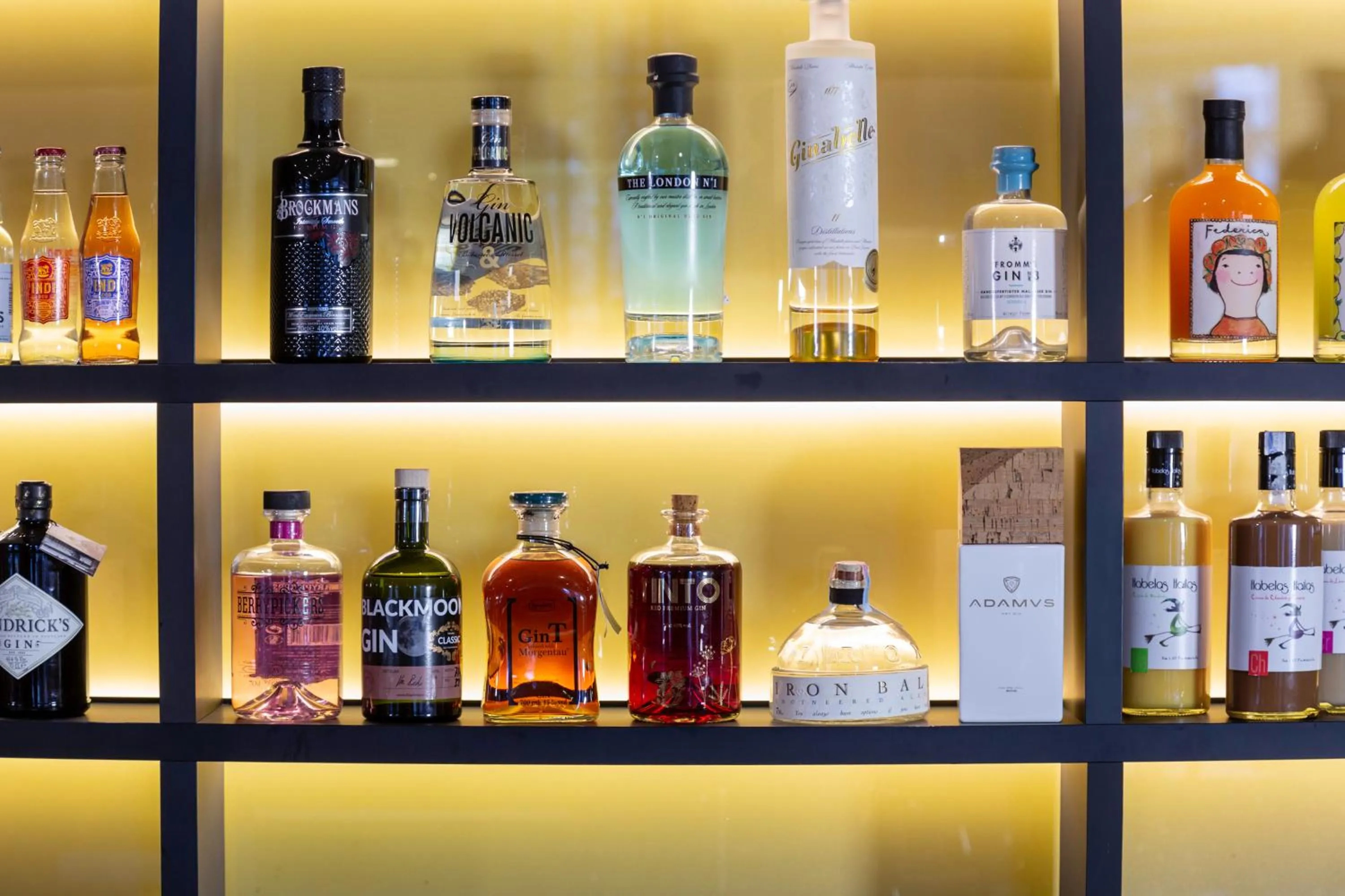 Lounge or bar in Cascada Boutique Hotel