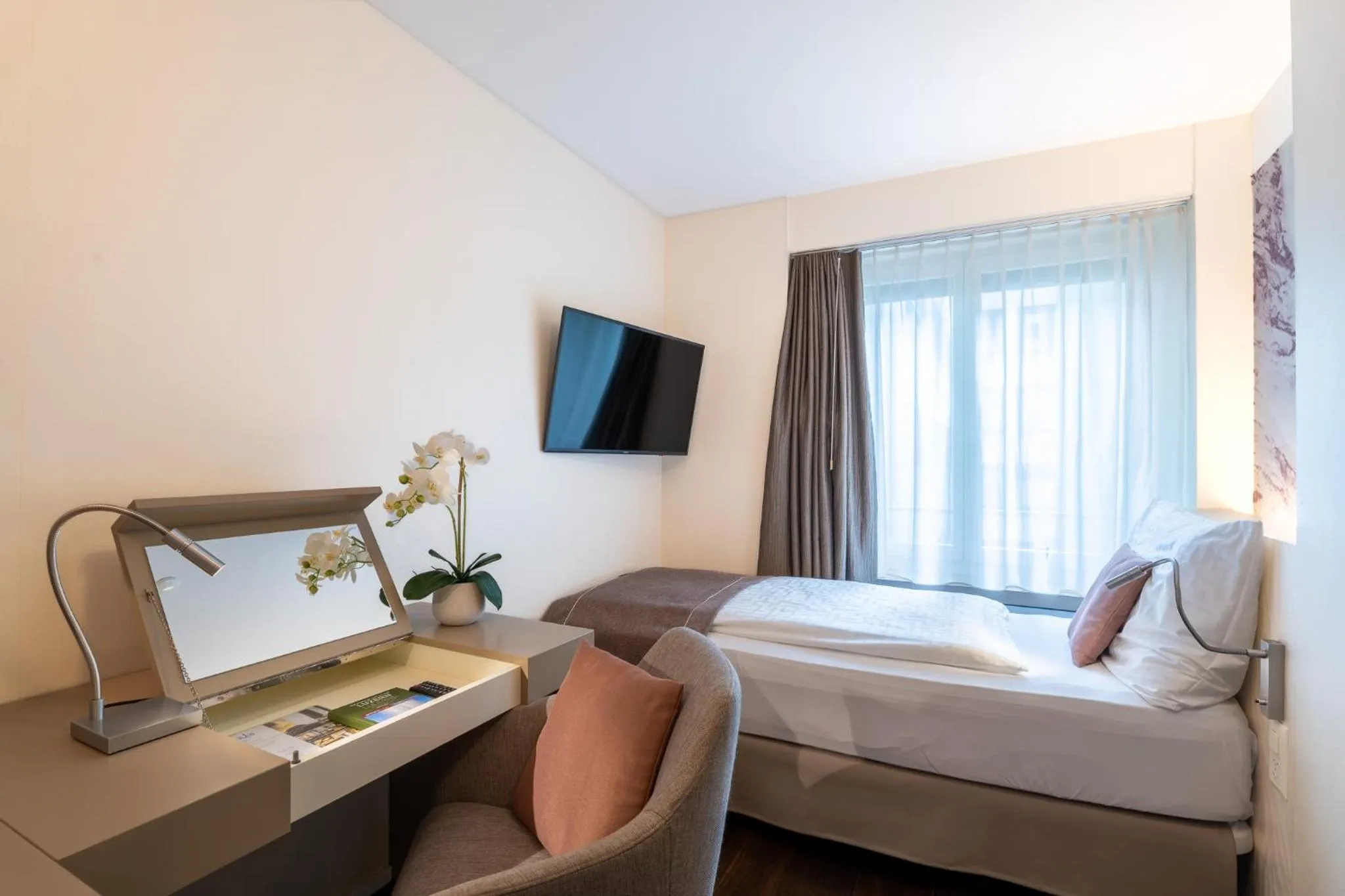 Bedroom, Bed in Cascada Boutique Hotel