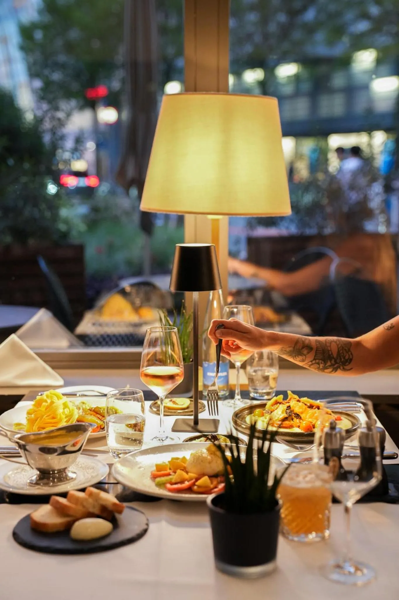 Restaurant/places to eat in Waldstätterhof Swiss Quality Hotel