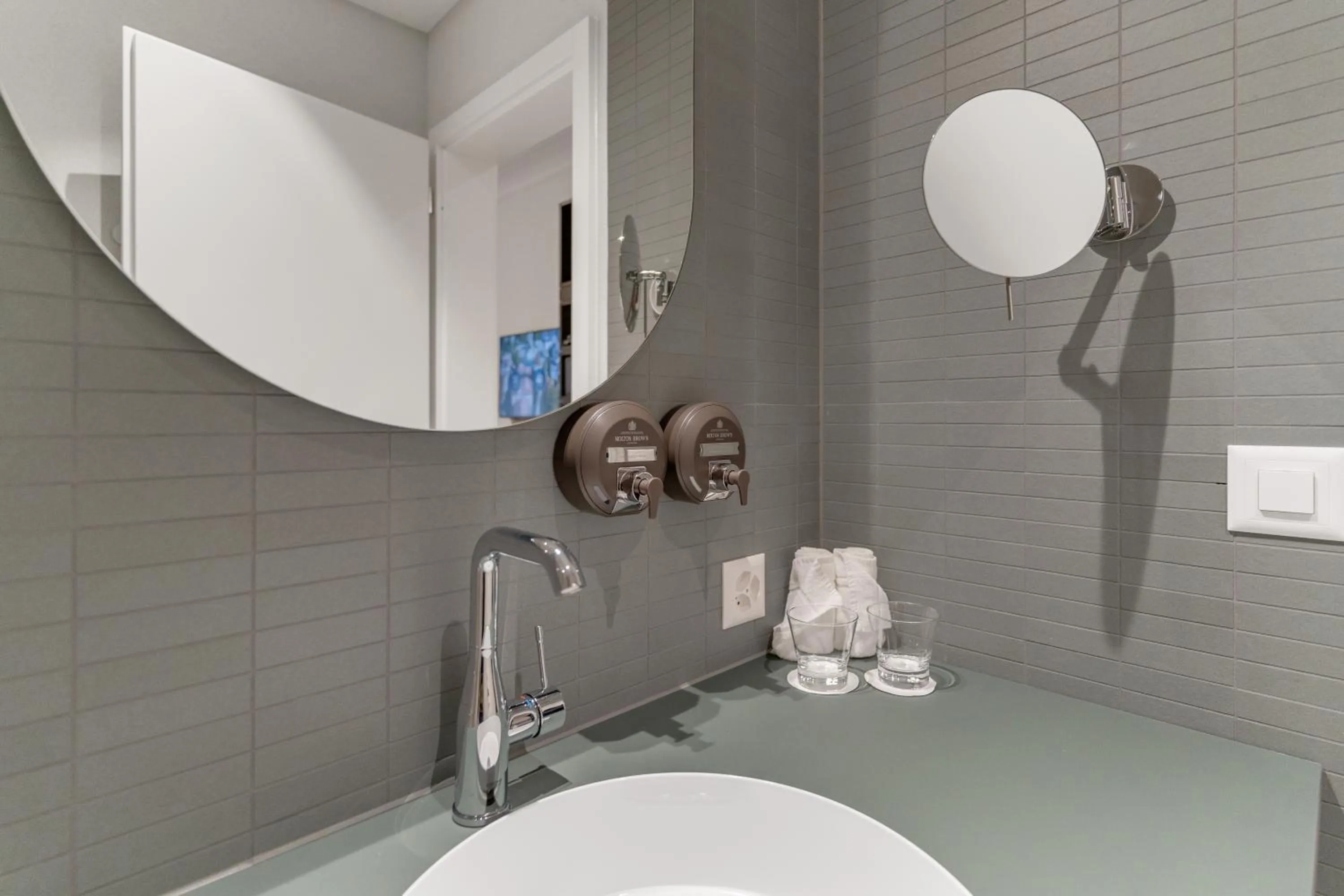 Bathroom in Waldstätterhof Swiss Quality Hotel