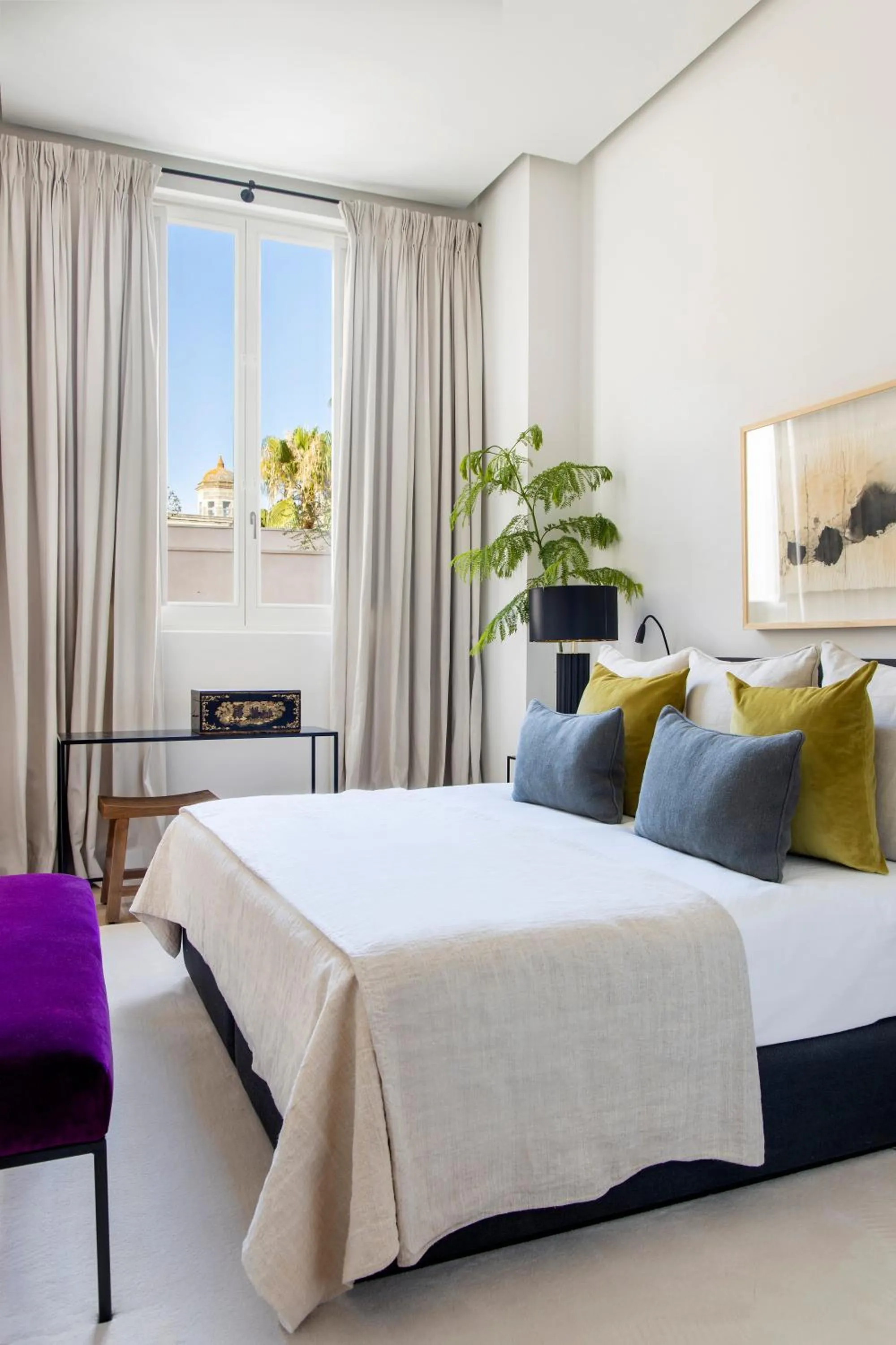 Bed in Hotel Bodega Tio Pepe