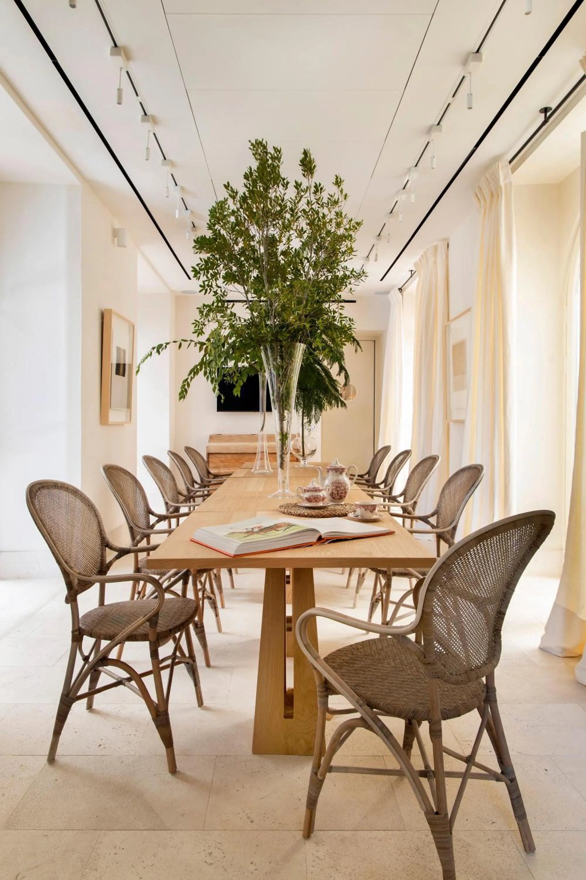 Communal lounge/ TV room in Hotel Bodega Tio Pepe