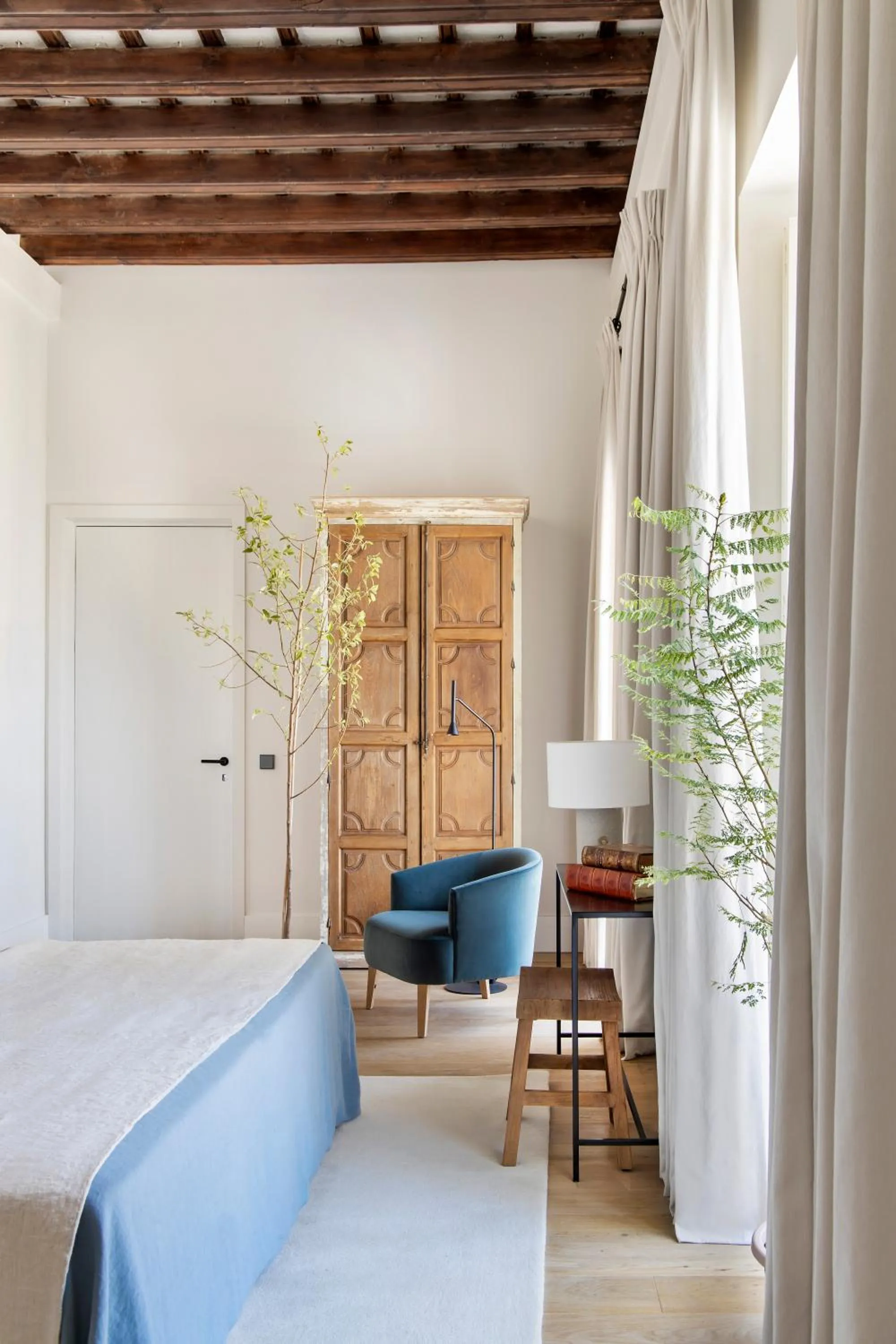 Photo of the whole room, Bed in Hotel Bodega Tio Pepe