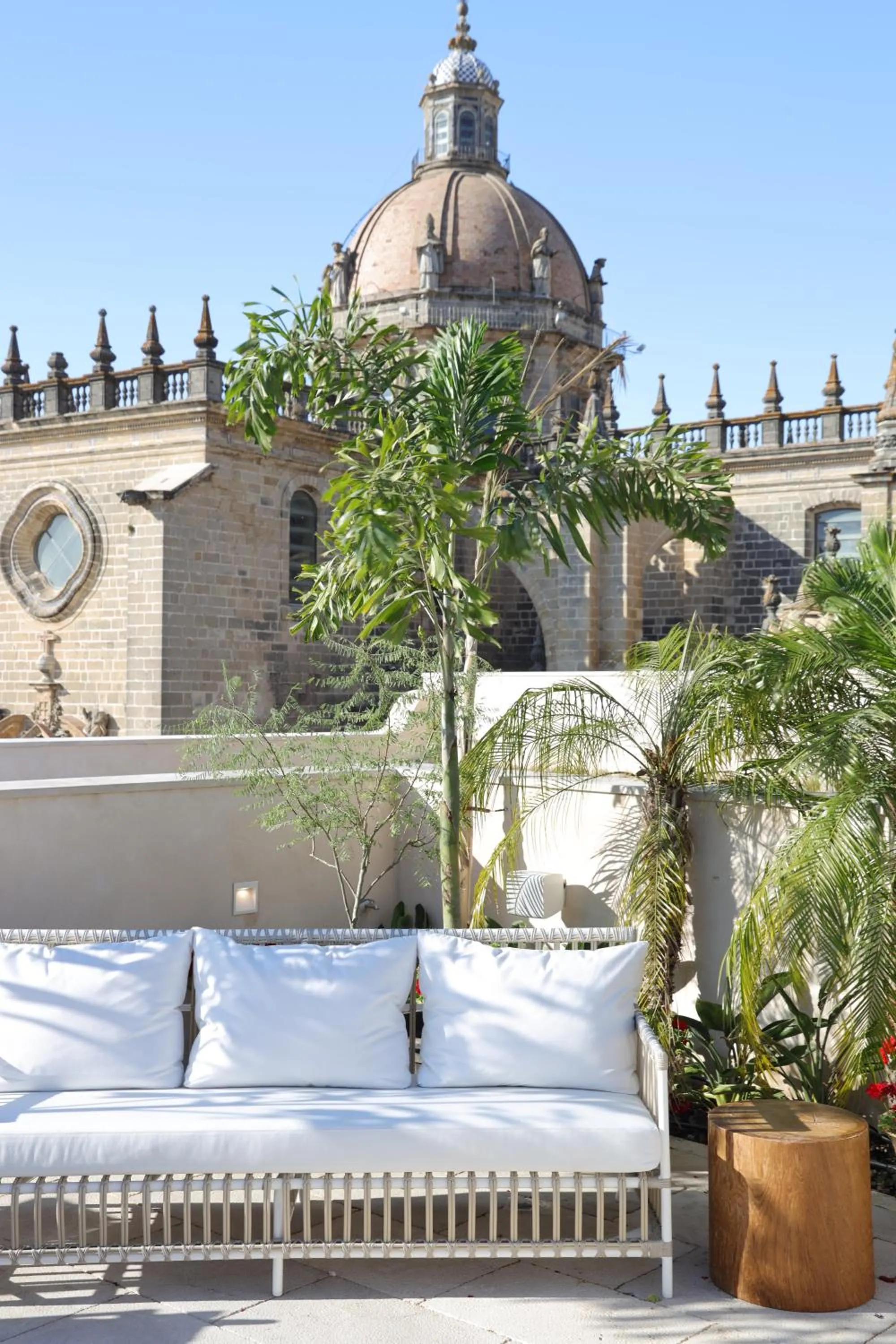 Nearby landmark in Hotel Bodega Tio Pepe