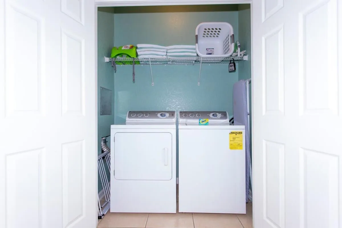 Magnificent 2 Bedroom Apartment Vista Cay Resort 107