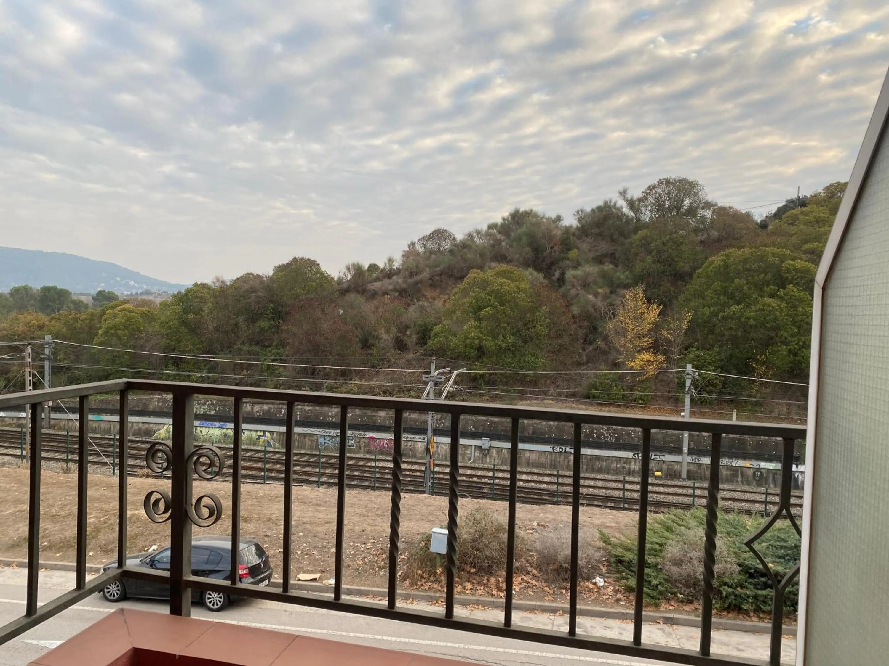 Mountain view in HOSTAL GALICIA CARDEDEU