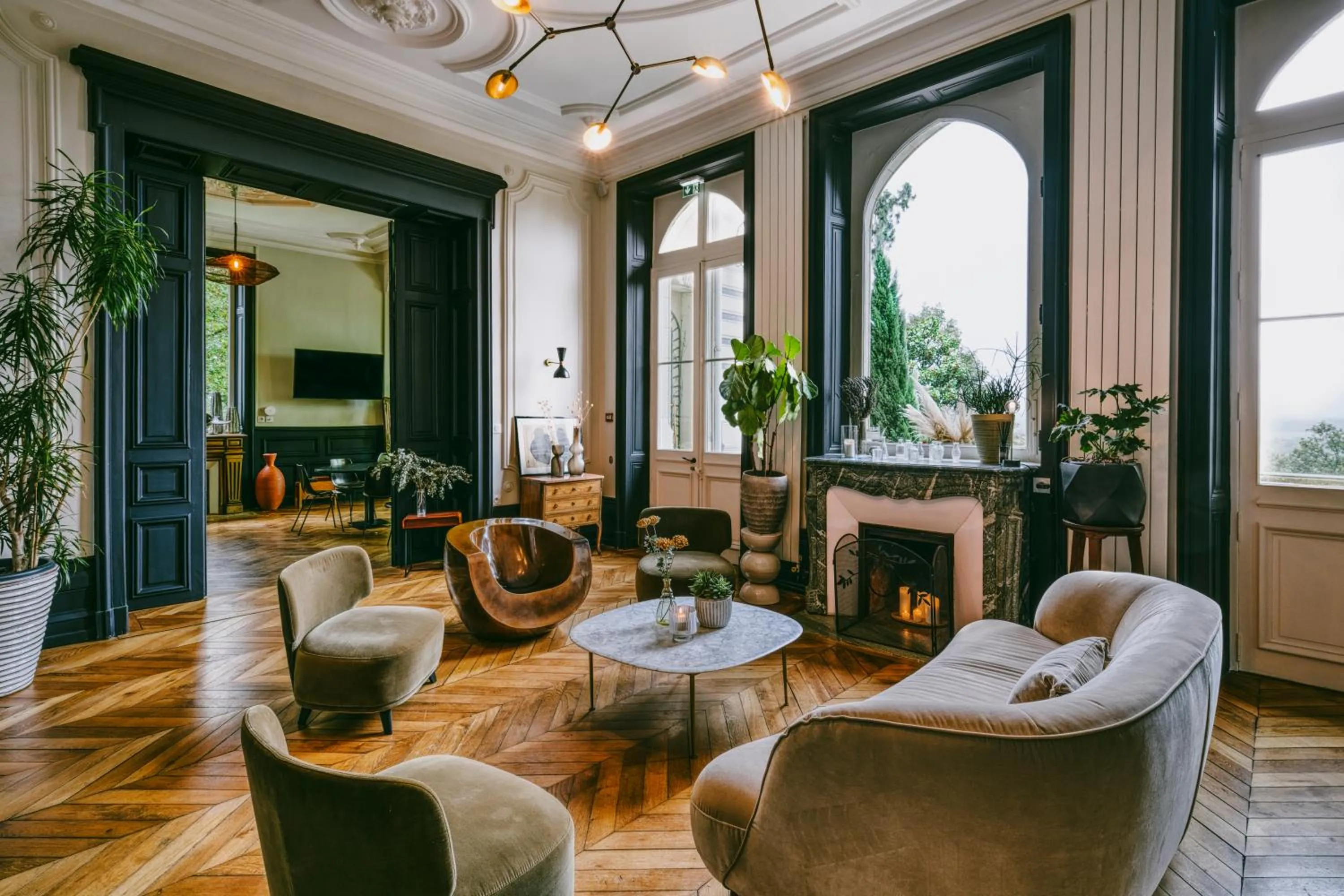 Property building in Le Château des Forges