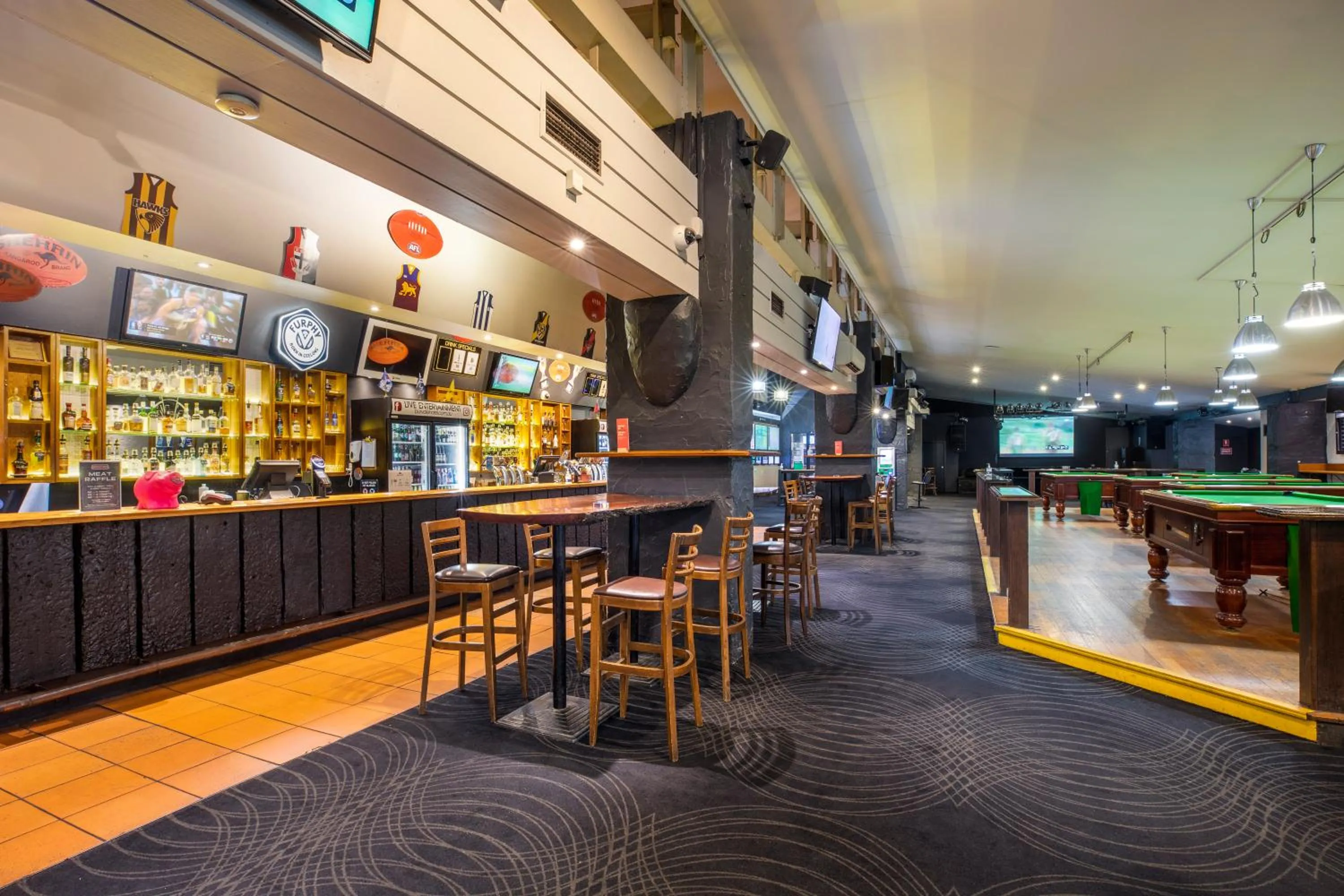 Lounge or bar in Burvale Hotel