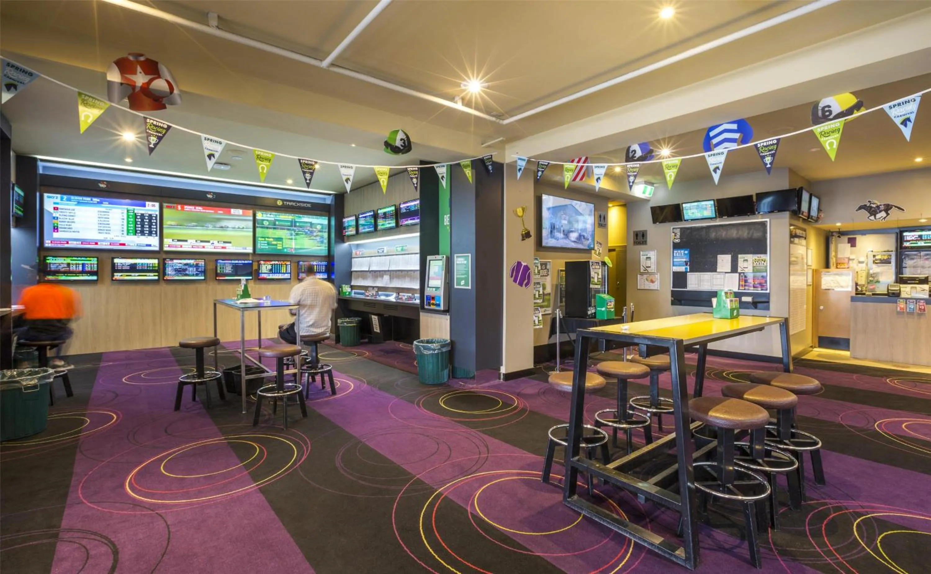 Lounge or bar in Nightcap at Glengala Hotel