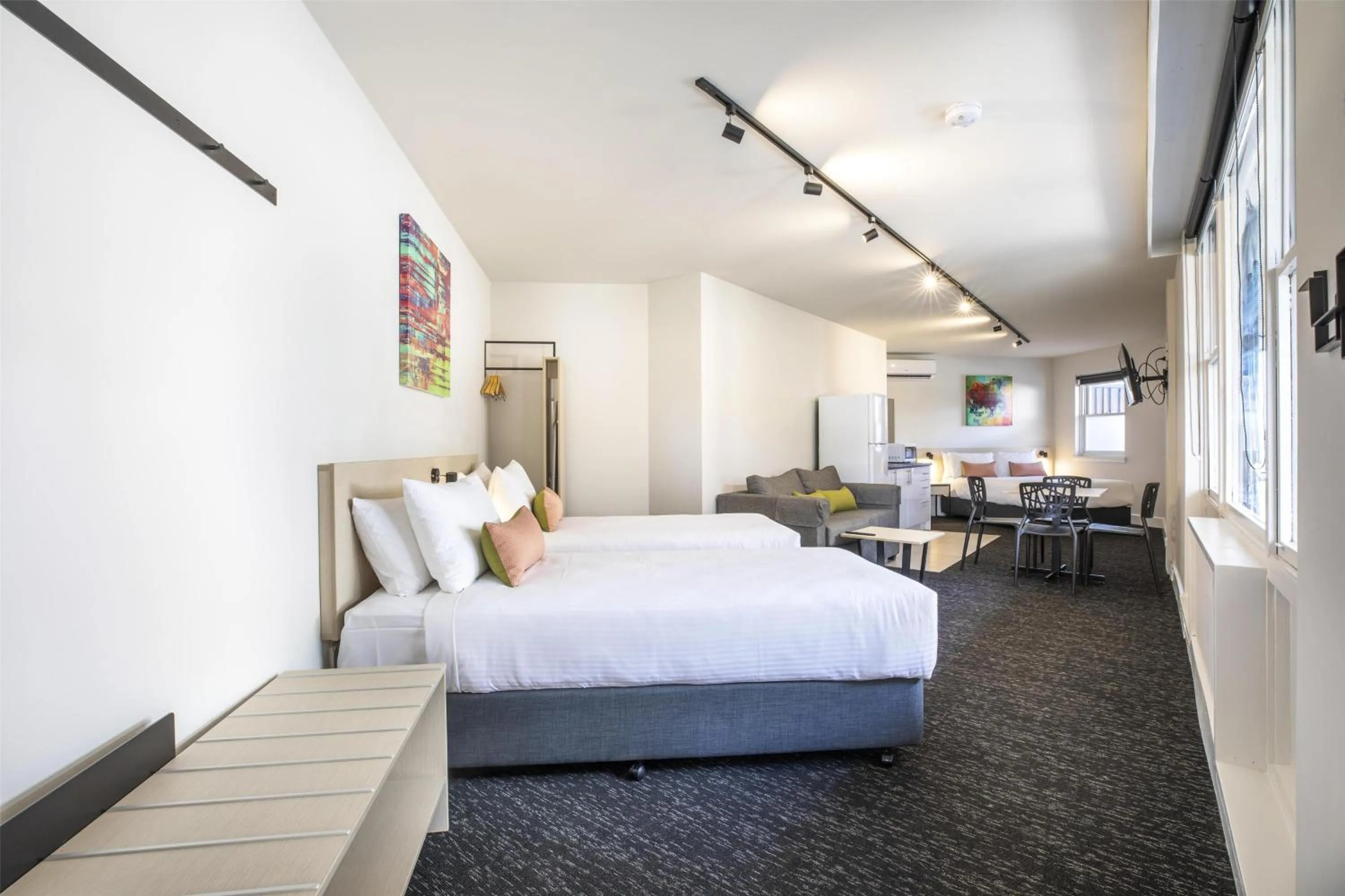 Photo of the whole room, Bed in Nightcap at Glengala Hotel