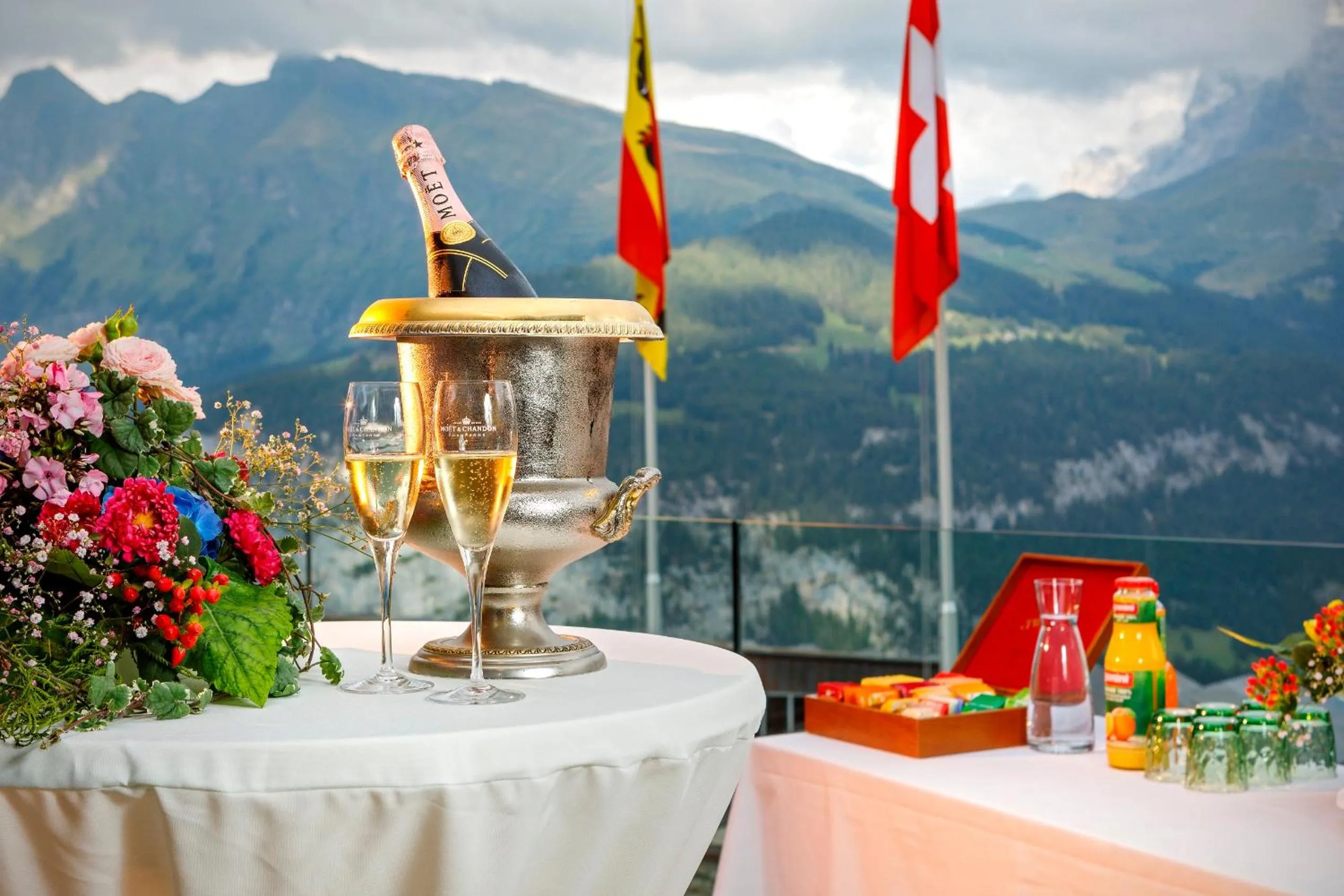 Balcony/Terrace in Eiger Mürren Swiss Quality Hotel