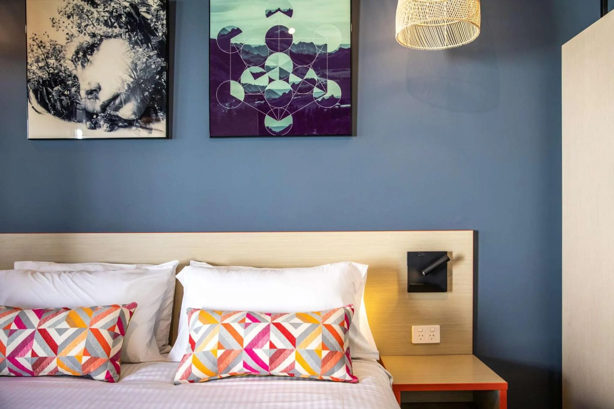 Bedroom, Bed in Nightcap at Monash Hotel