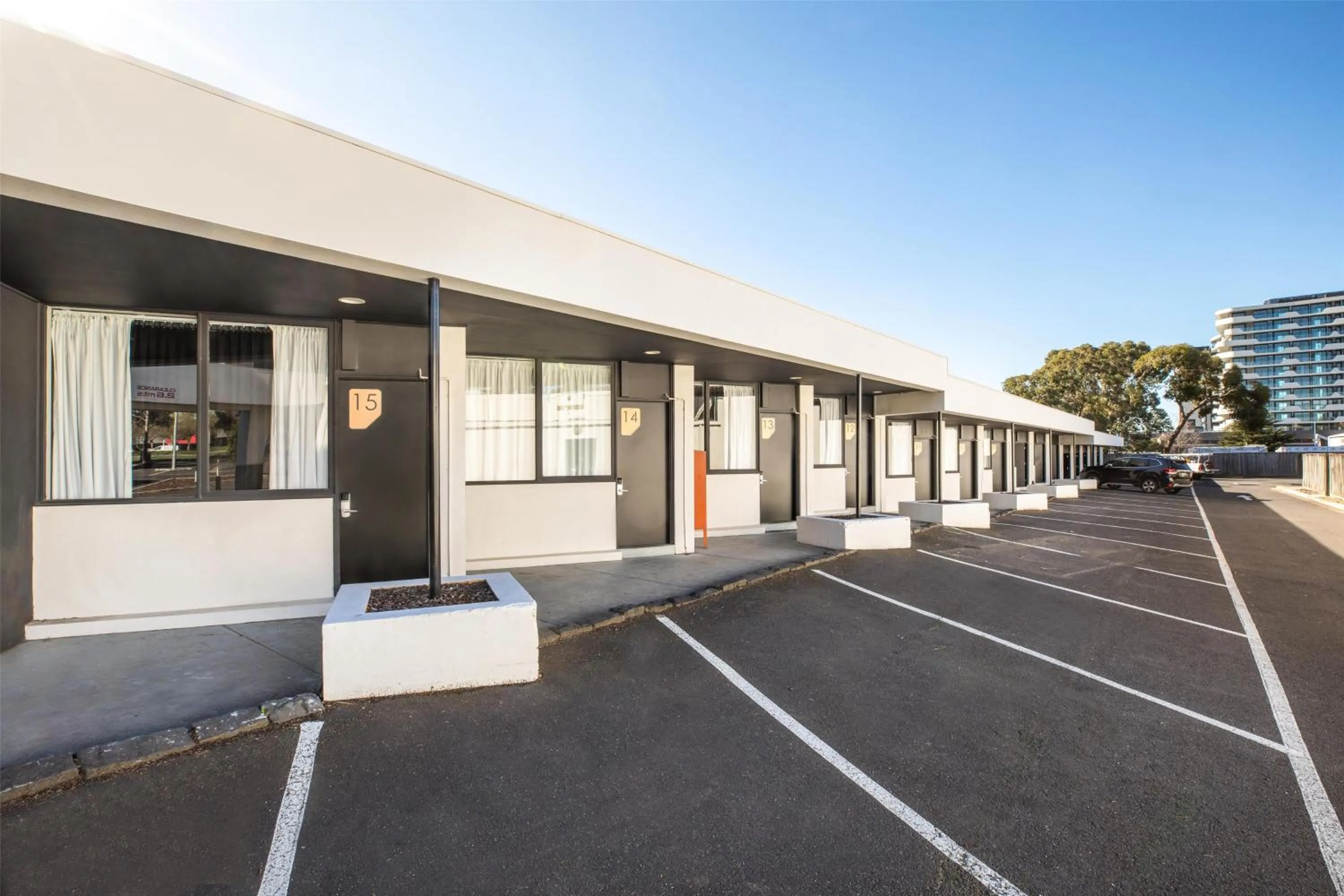 Property building in Nightcap at Monash Hotel