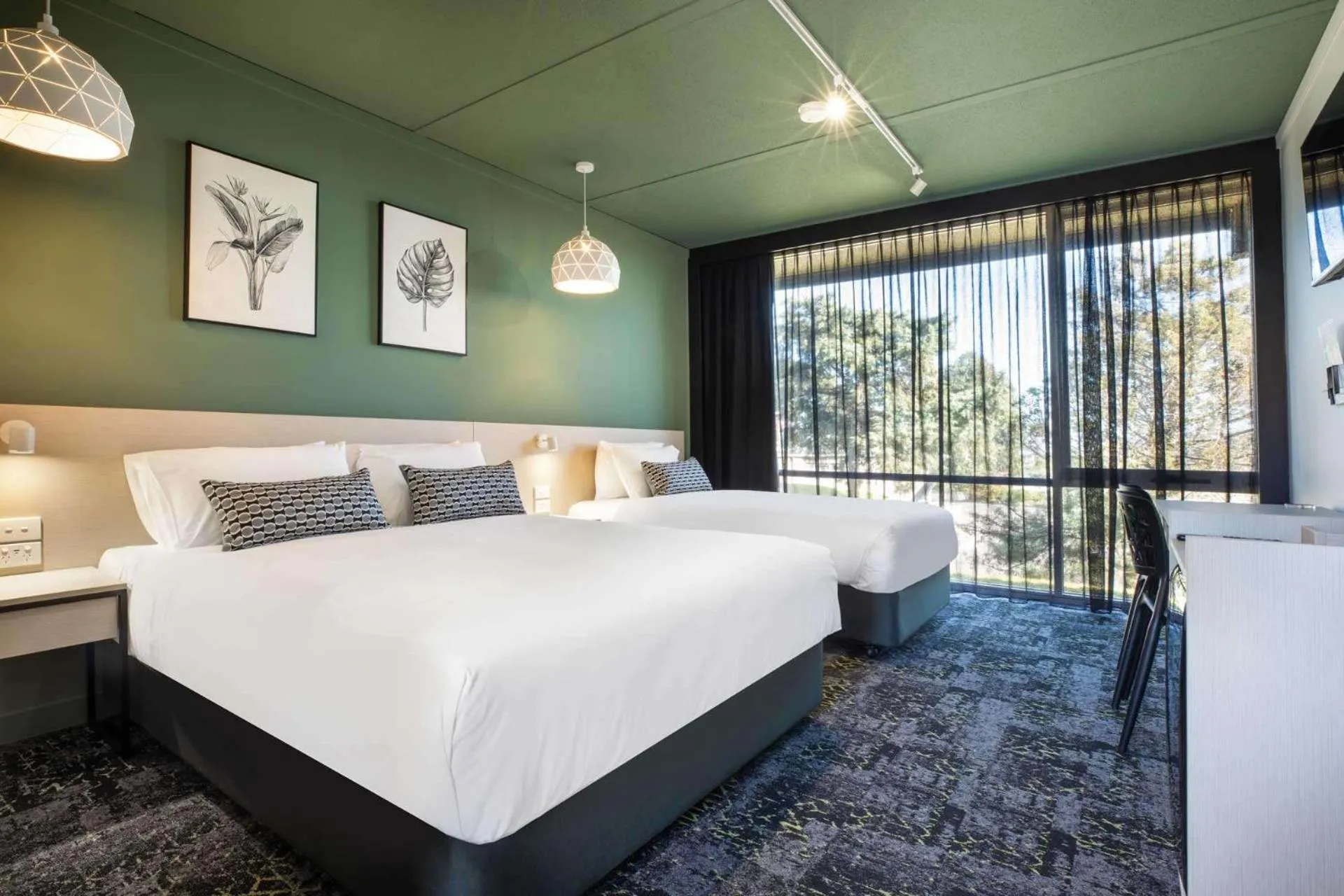 Bedroom, Bed in Nightcap at Morwell Hotel