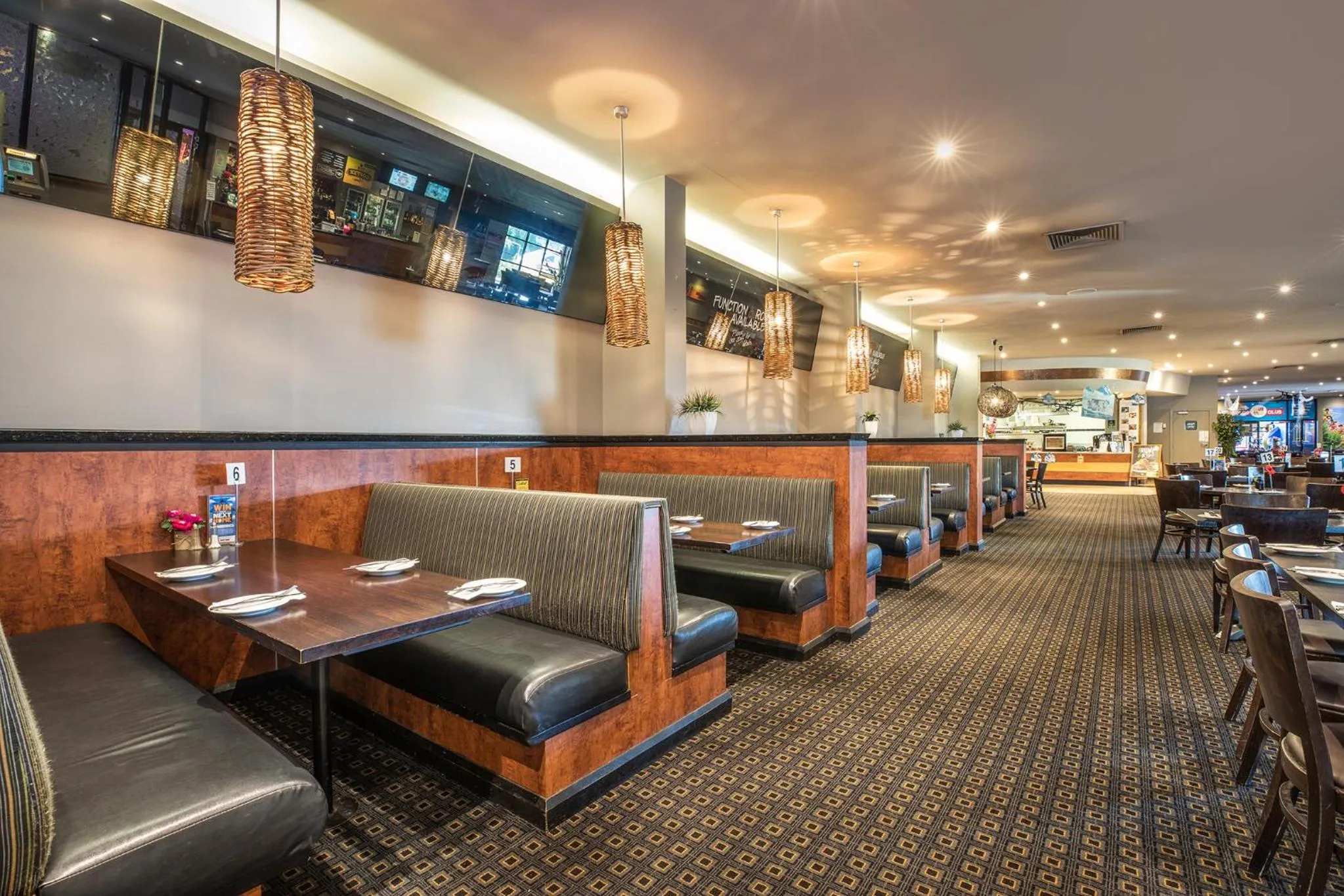 Restaurant/places to eat in Nightcap at Sandbelt Hotel