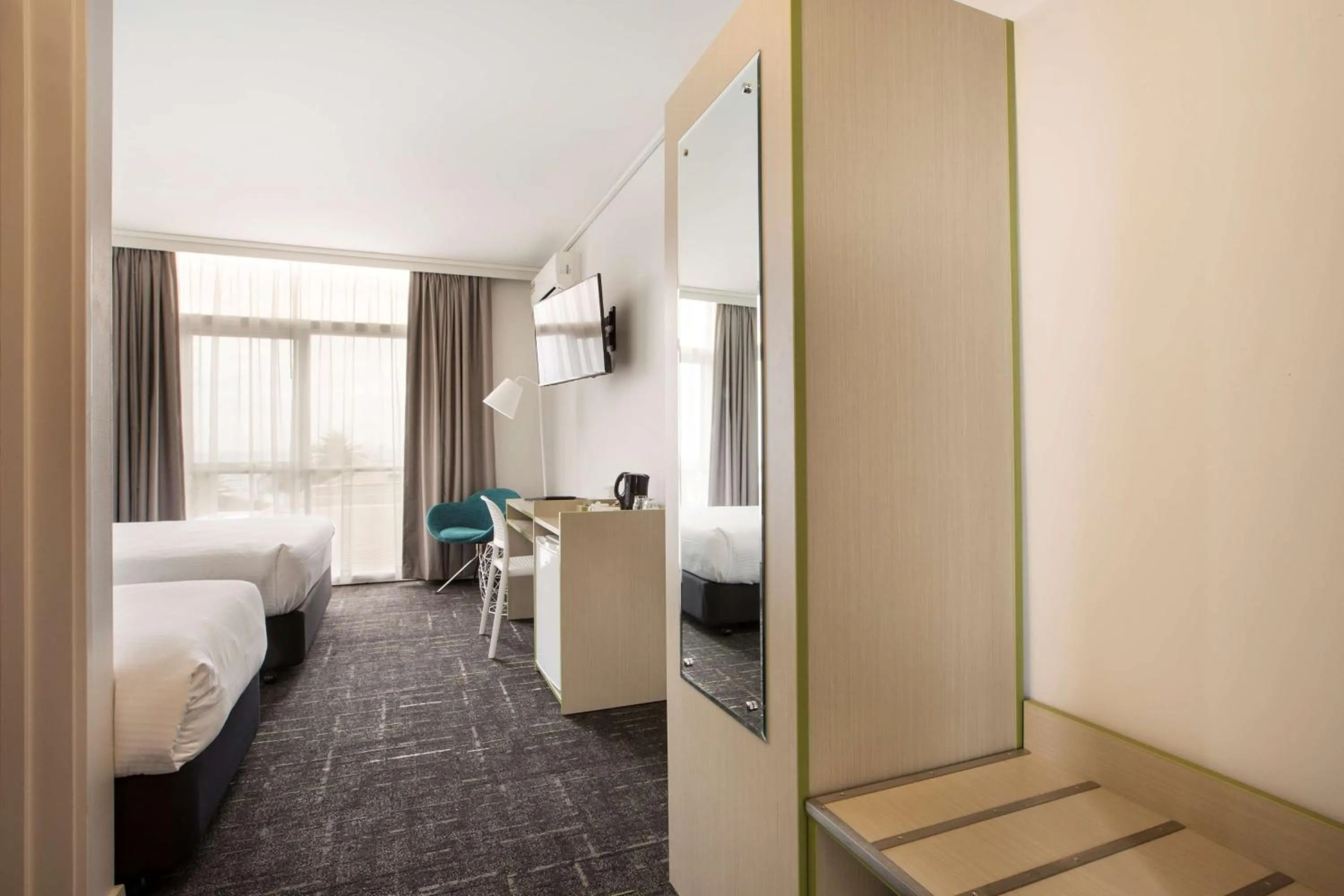 Bedroom, Bed in Nightcap at Sandringham Hotel